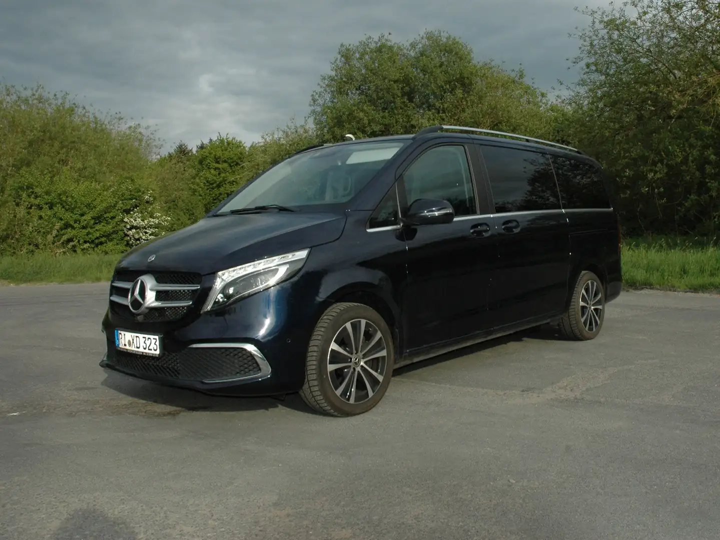 Mercedes-Benz V 250 V-Klasse Diesel d lang 9G-TRONIC Avantgarde Editio Blu/Azzurro - 2
