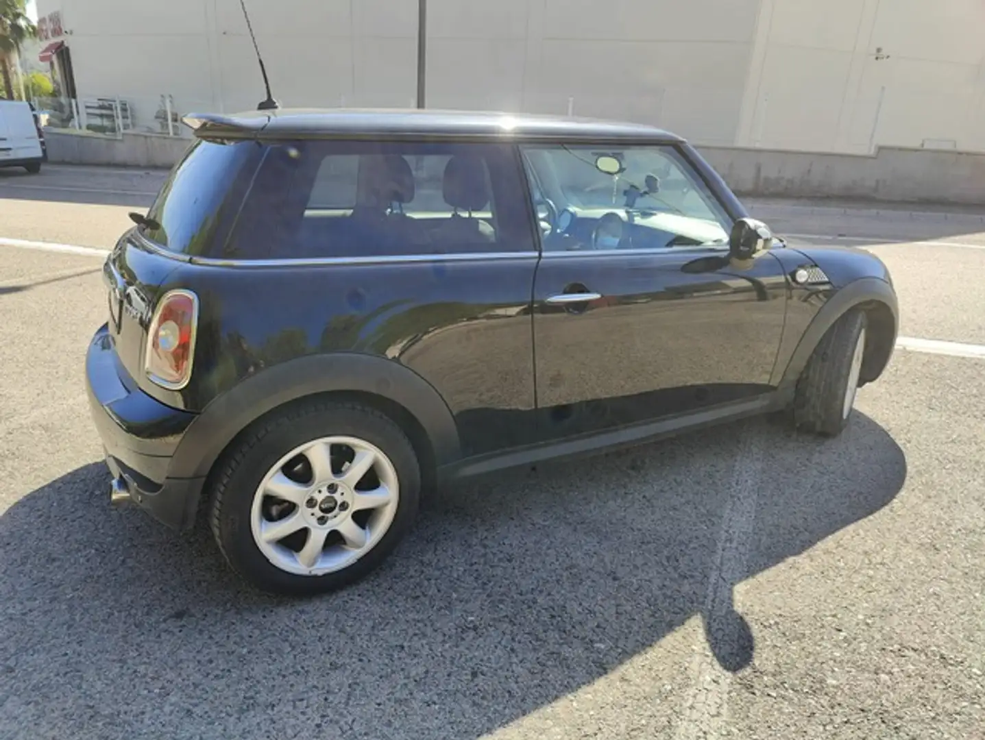 MINI Cooper Noir - 2