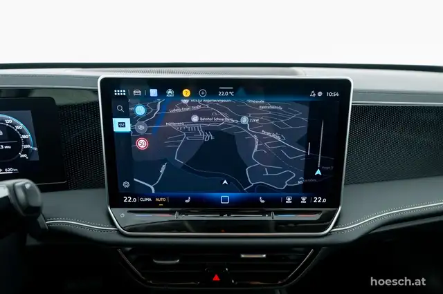 Volkswagen Passat view 12