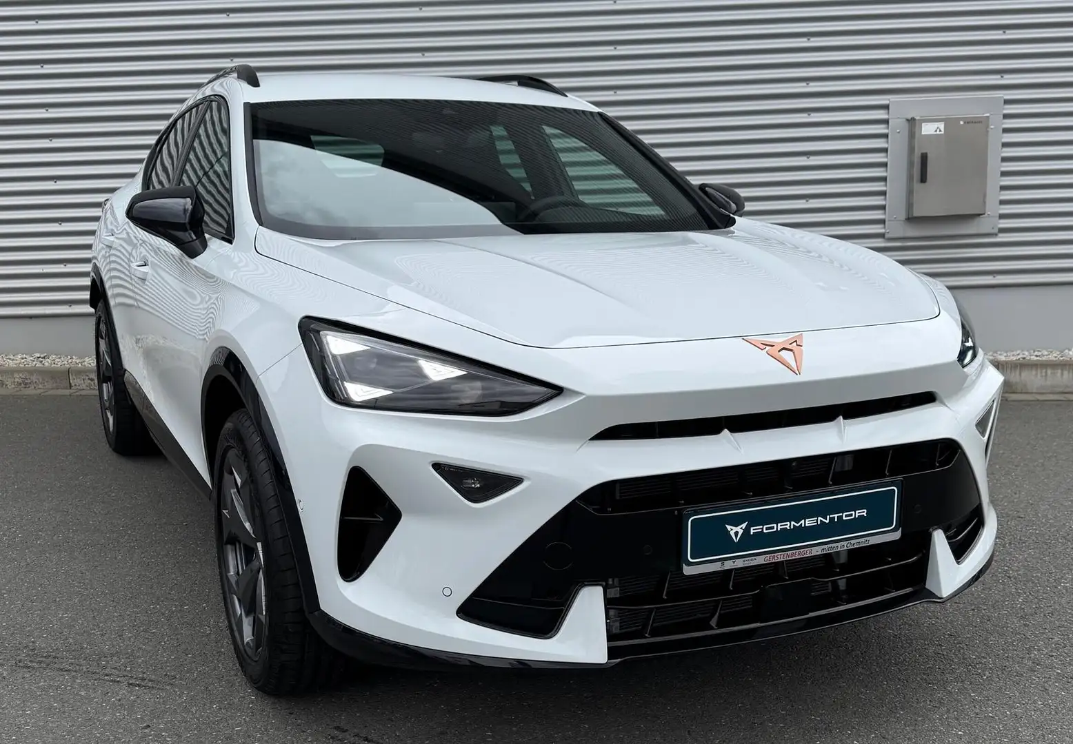 CUPRA Formentor 1.5 eTSI MATRIX SHZ AHK Weiß - 1