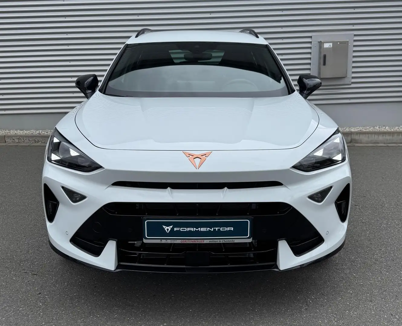 CUPRA Formentor 1.5 eTSI MATRIX SHZ AHK Weiß - 2