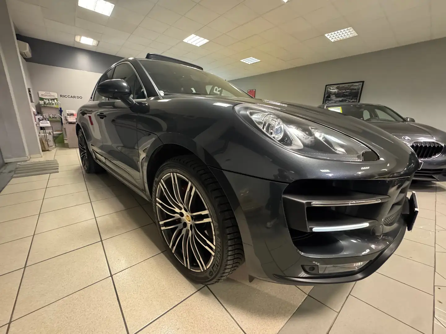 Porsche Macan Macan 3.6 Turbo 400cv pdk my16 Superbollo Pagato Grigio - 2