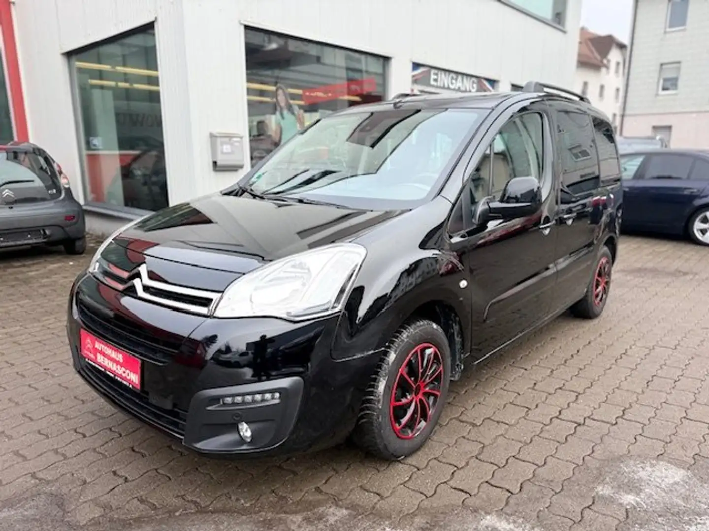 Citroen Berlingo Shine Schwarz - 1