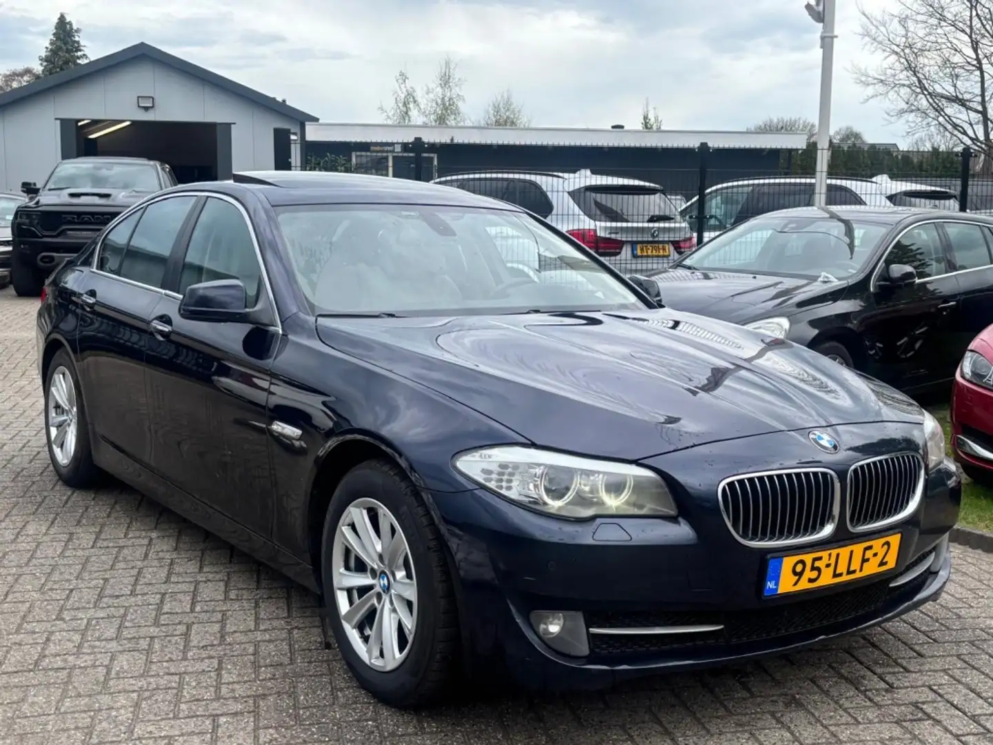 BMW 523 5-serie 523i High Executive Sedan Schuifdak F10 Niebieski - 2
