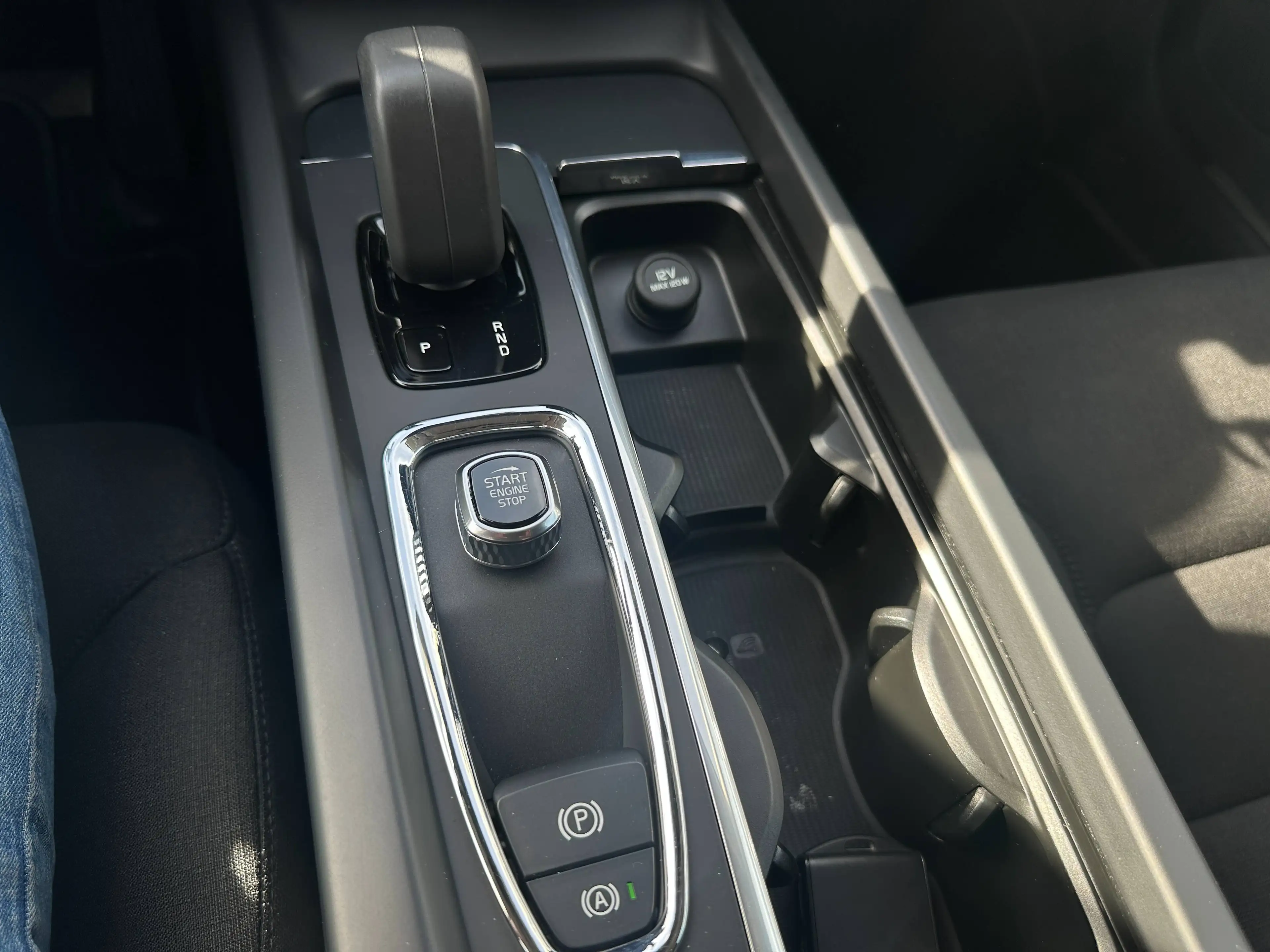 Volvo V60 2.0 benzine, B3 MHEV, CARPLAY-ANDROID — photo 13