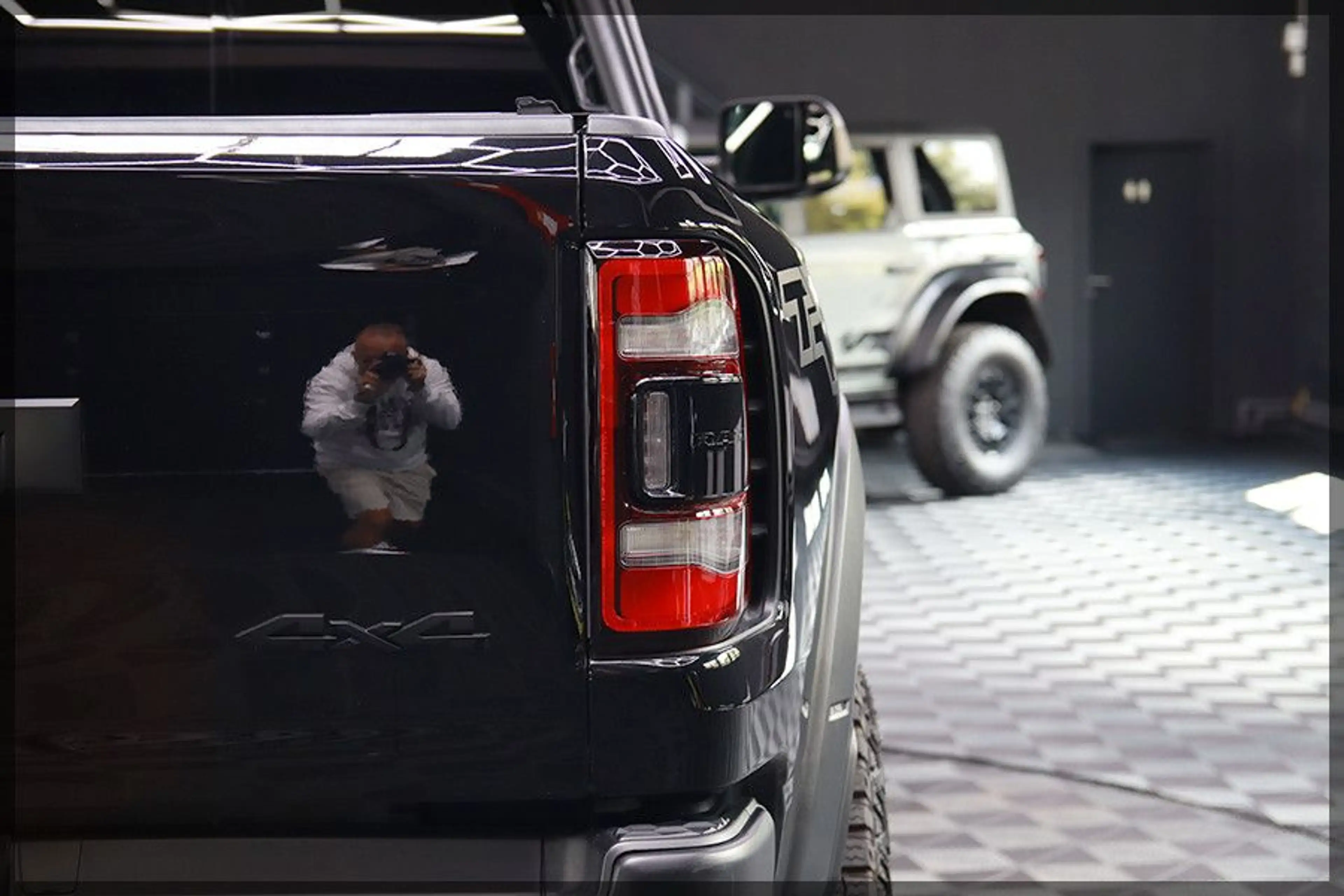 Dodge RAM 6.2 HEM TRX CREW CAB 4x4 711PS — photo 10