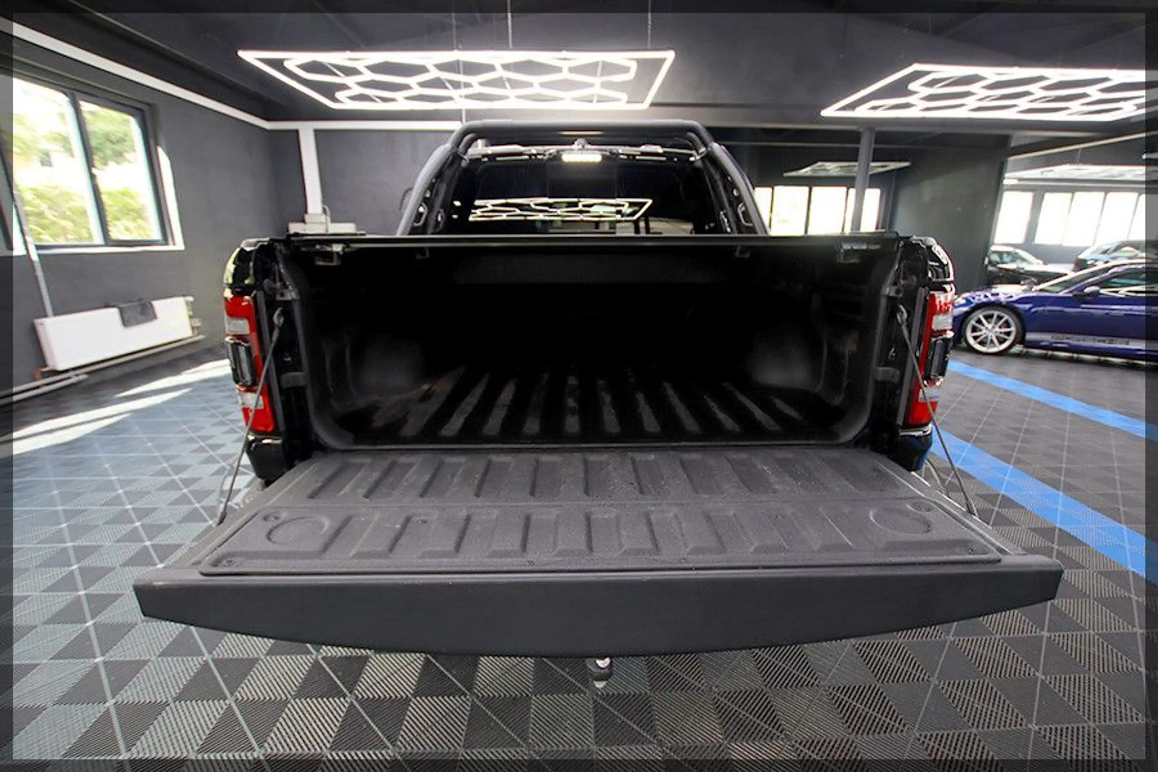 Dodge RAM 6.2 HEM TRX CREW CAB 4x4 711PS — photo 12