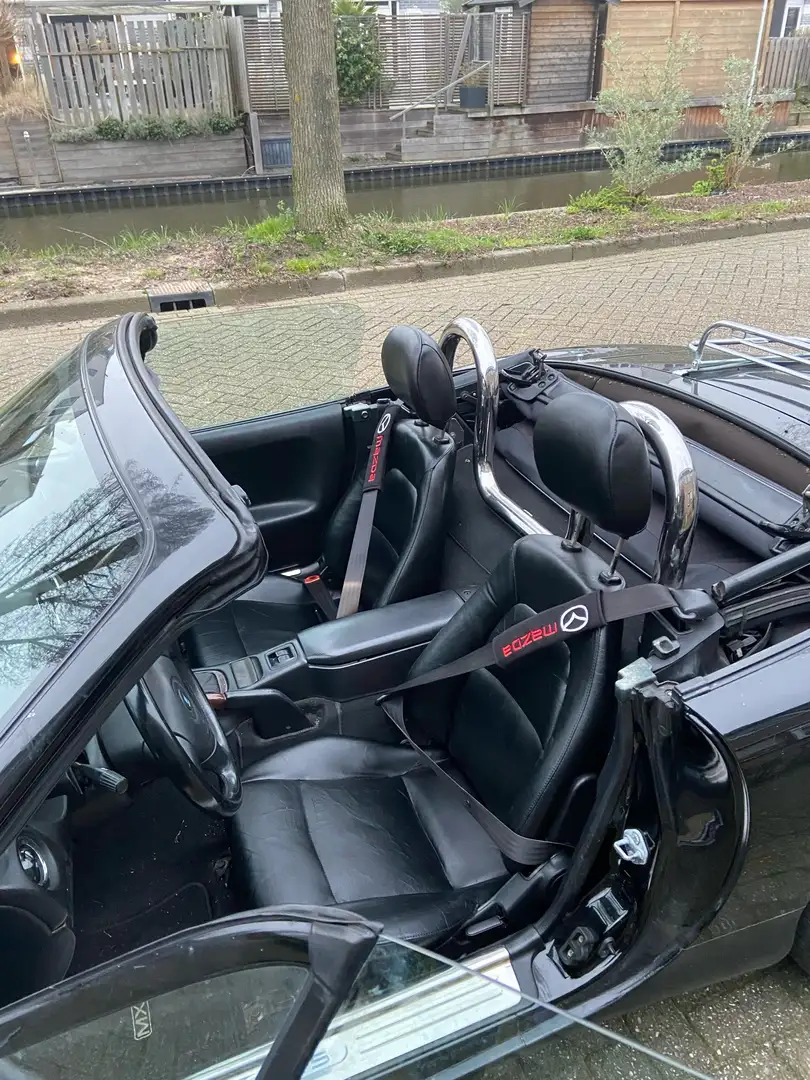 Mazda MX-5 MX-5 1.6i Schwarz - 2