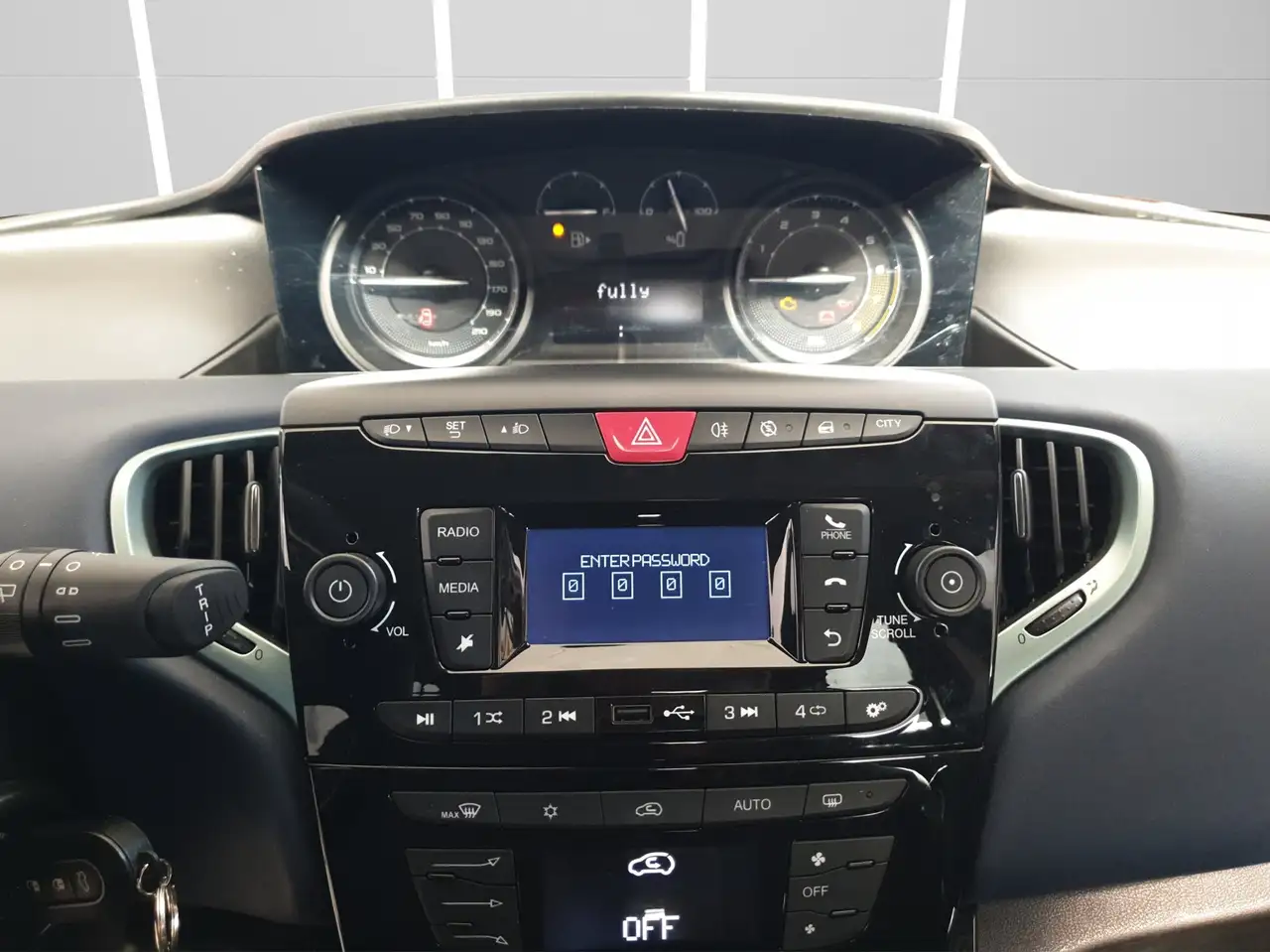 Lancia Ypsilon Ypsilon 1.0 firefly hybrid Oro s 16