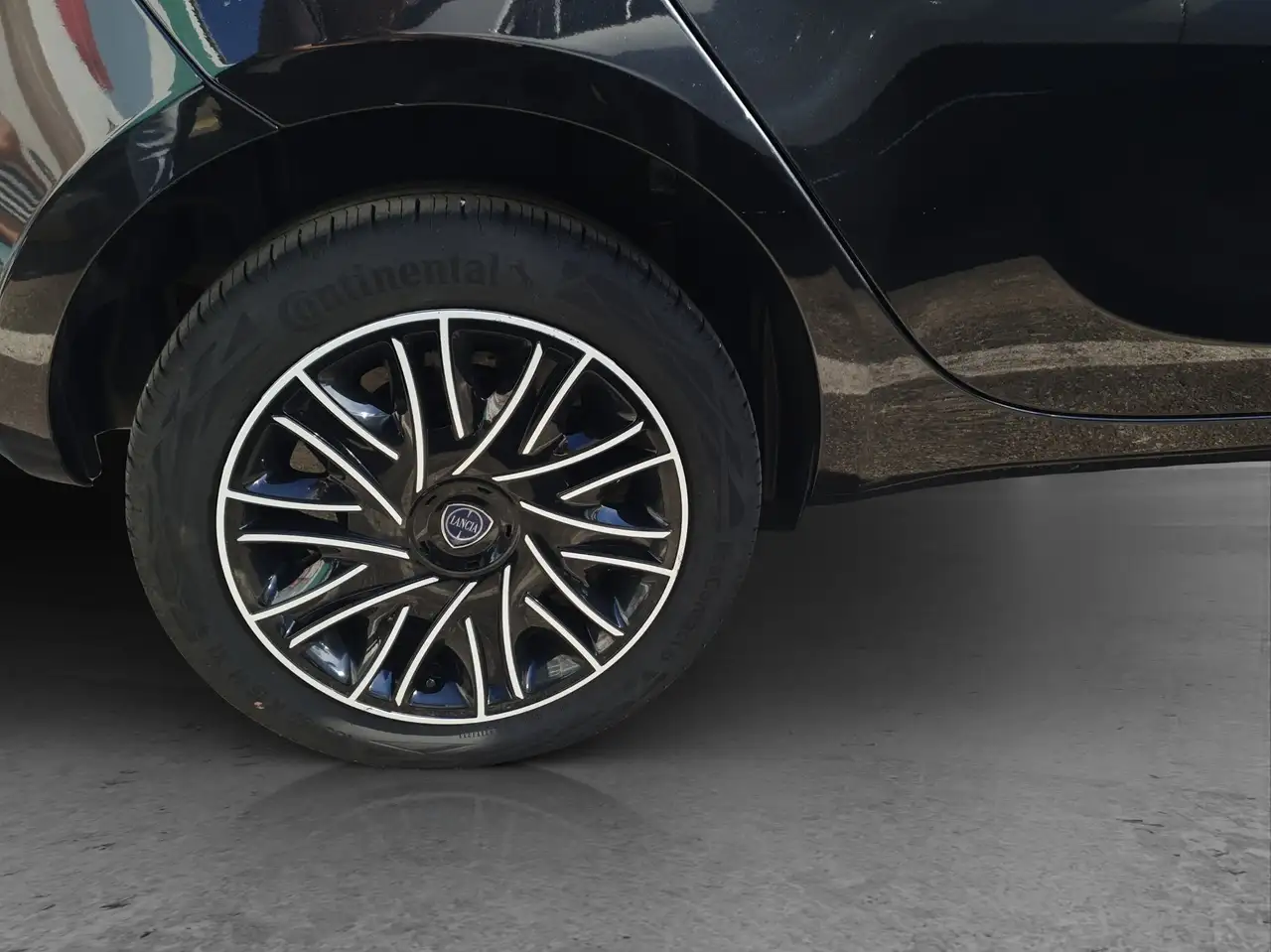 Lancia Ypsilon Ypsilon 1.0 firefly hybrid Oro s 24