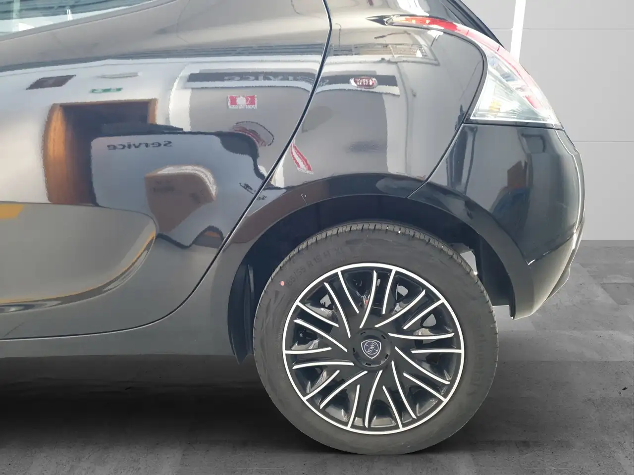 Lancia Ypsilon Ypsilon 1.0 firefly hybrid Oro s 23