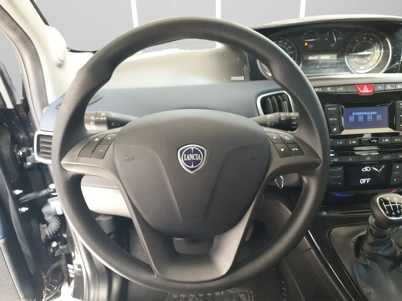 Lancia Ypsilon Ypsilon 1.0 firefly hybrid Oro s 10