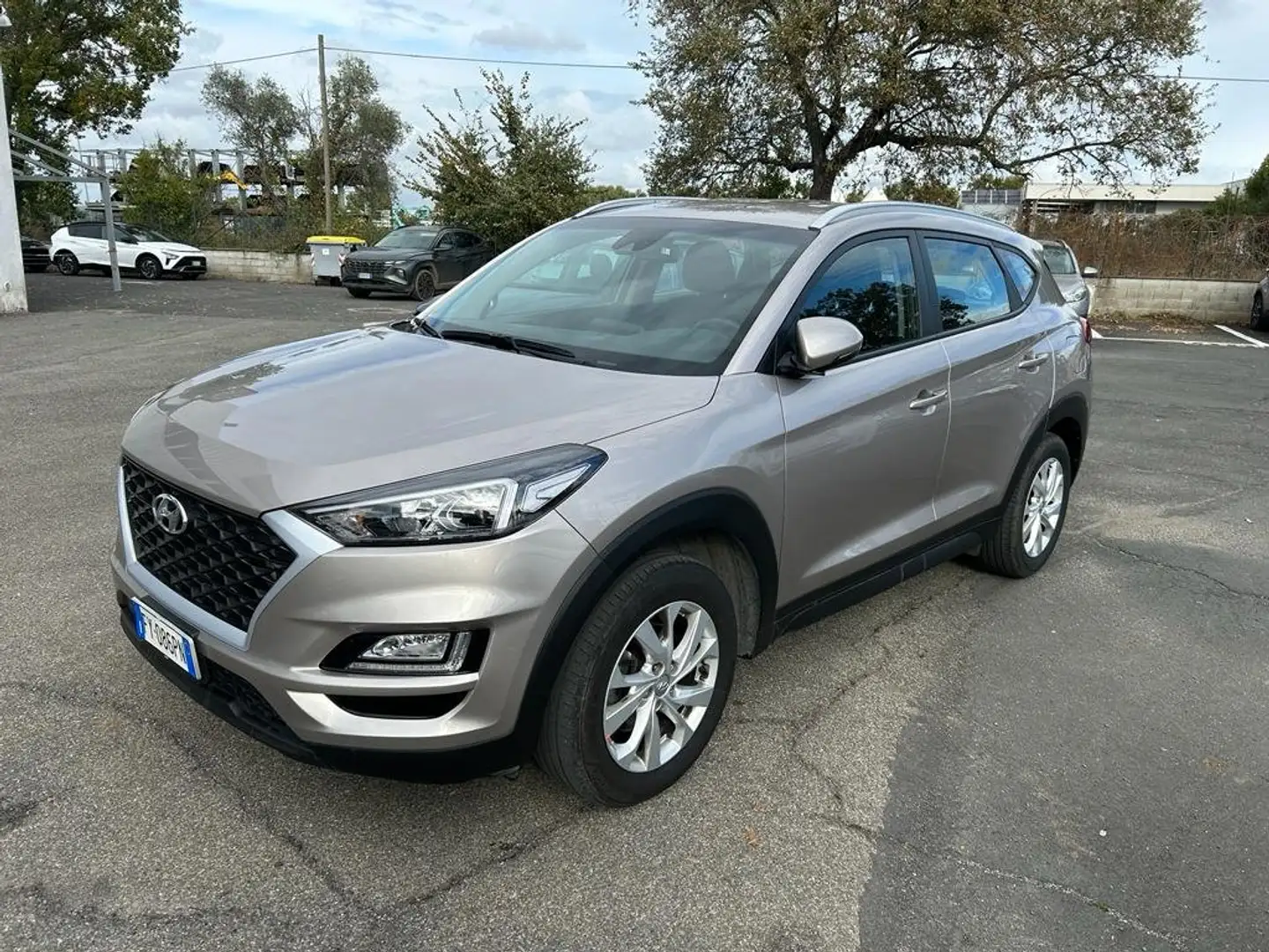 Hyundai TUCSON Tucson 1.6 crdi Xtech Comfort Pack 2wd 115cv my20 Zilver - 1