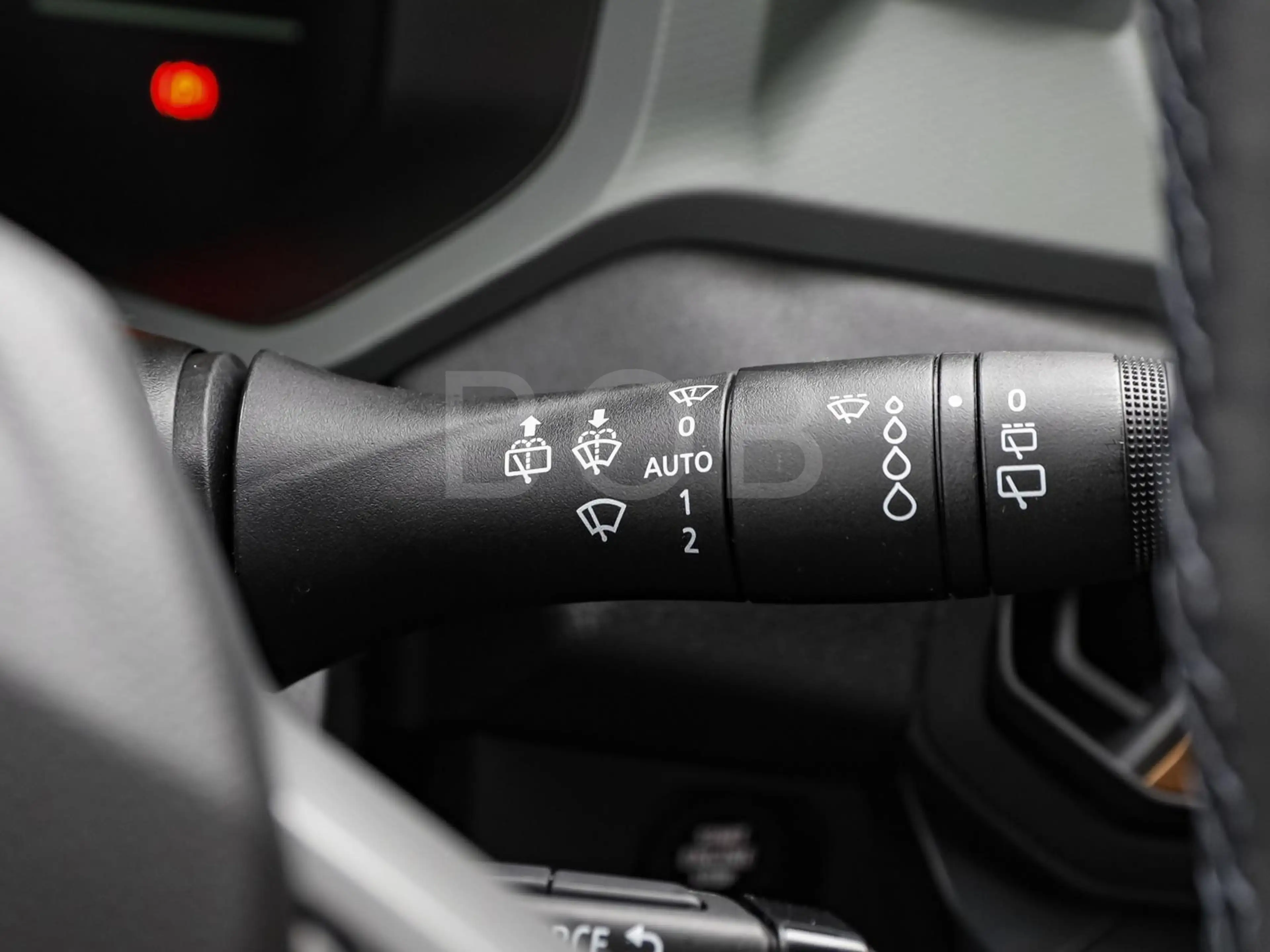 Dacia Duster Extreme TCe 130 SHZ PDC LHZ FSHZ 360° — photo 15