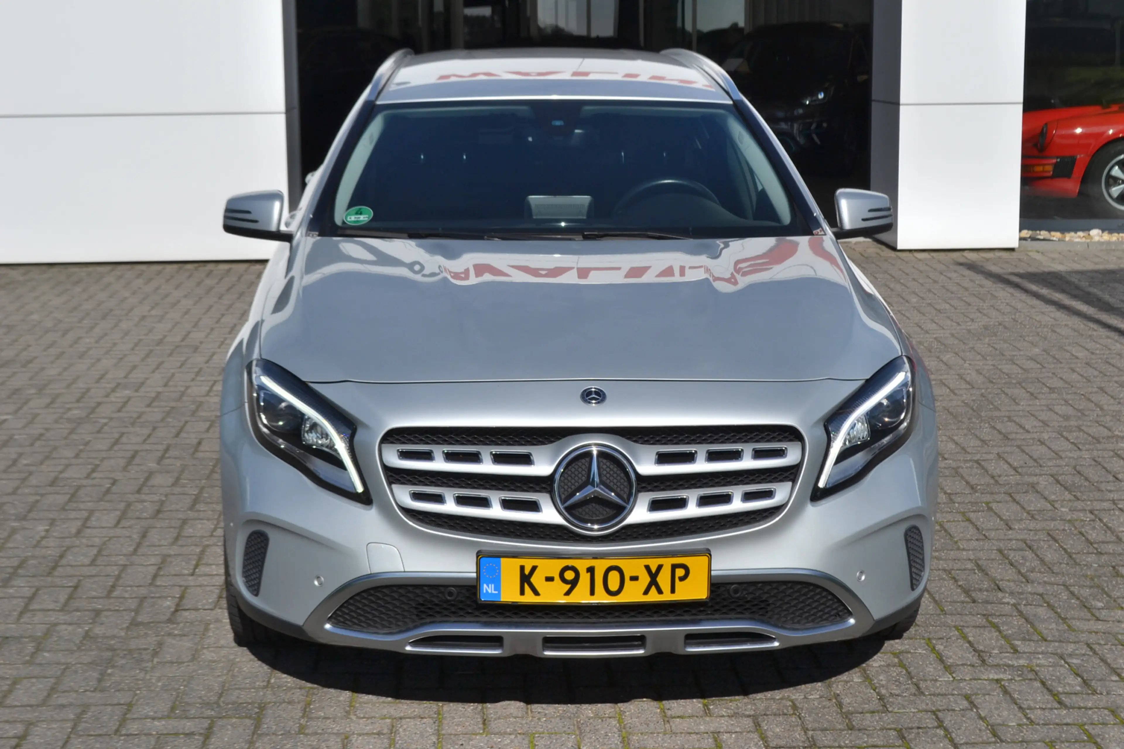 Mercedes-Benz GLA 180 Automaat | Leer | Carplay | Stoelverw. | Navigatie — photo 3