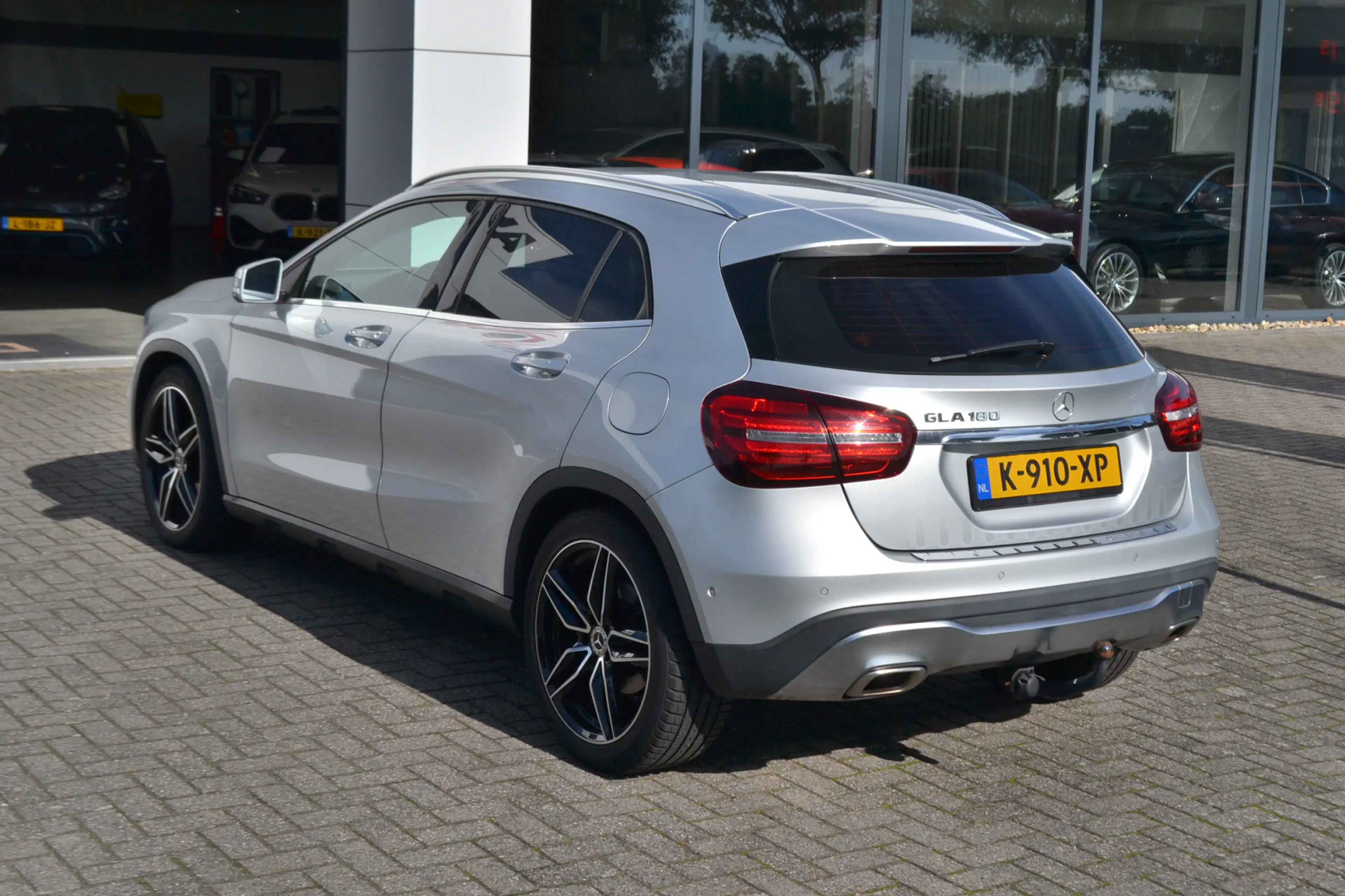 Mercedes-Benz GLA 180 Automaat | Leer | Carplay | Stoelverw. | Navigatie — photo 23