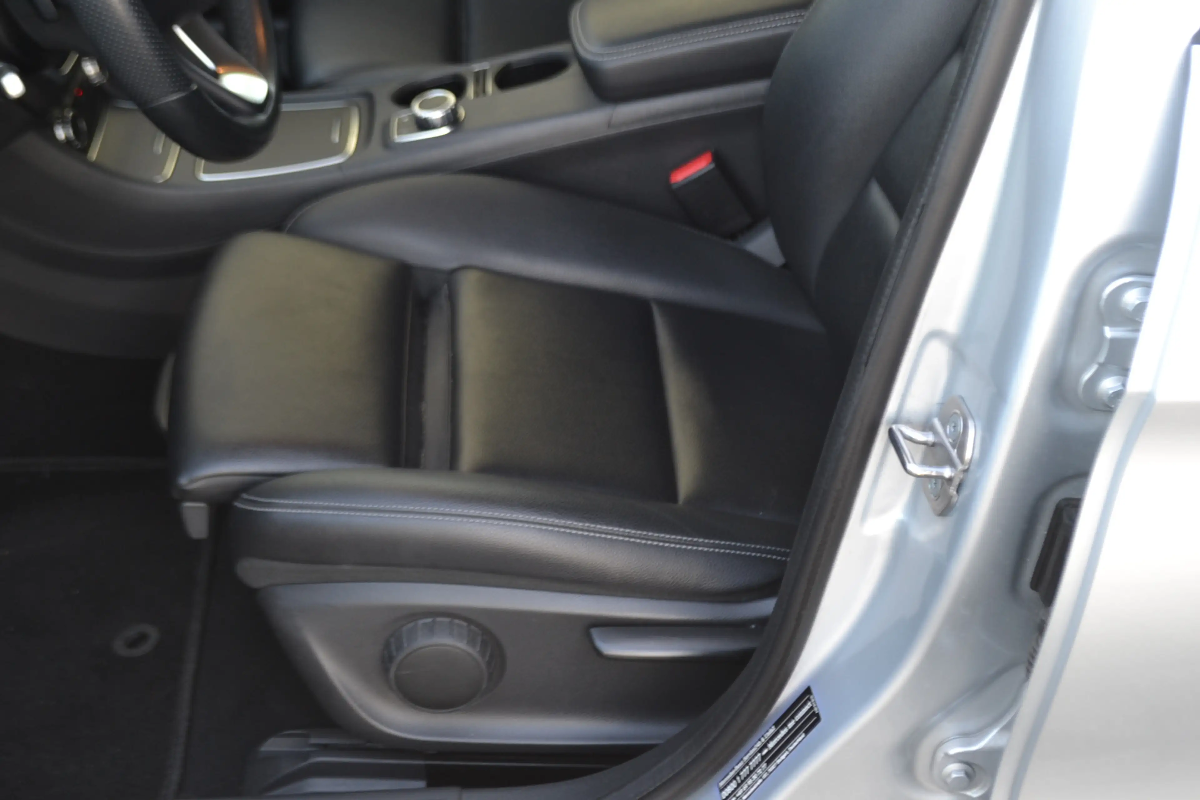 Mercedes-Benz GLA 180 Automaat | Leer | Carplay | Stoelverw. | Navigatie — photo 7