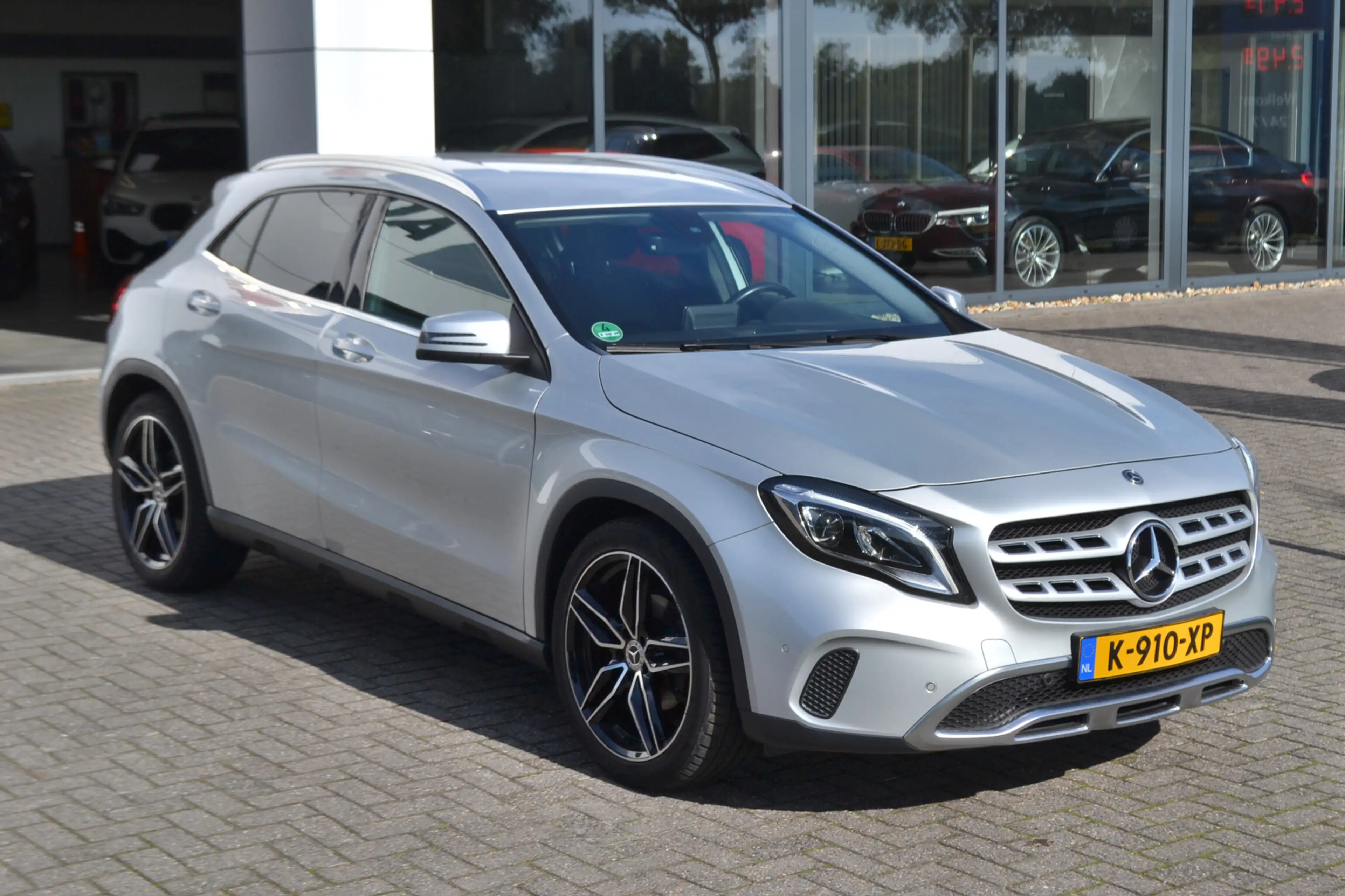 Mercedes-Benz GLA 180 Automaat | Leer | Carplay | Stoelverw. | Navigatie — photo 25