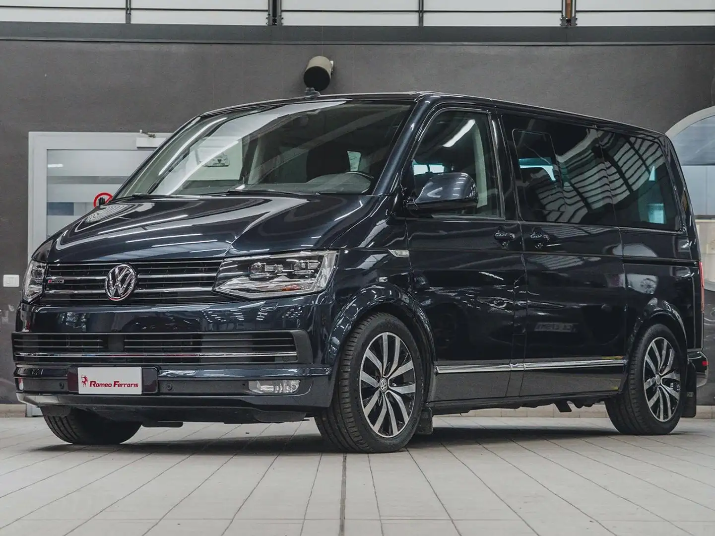 Volkswagen T6 Multivan Multivan 2.0 tdi Highline 4motion 204cv dsg Blau - 1