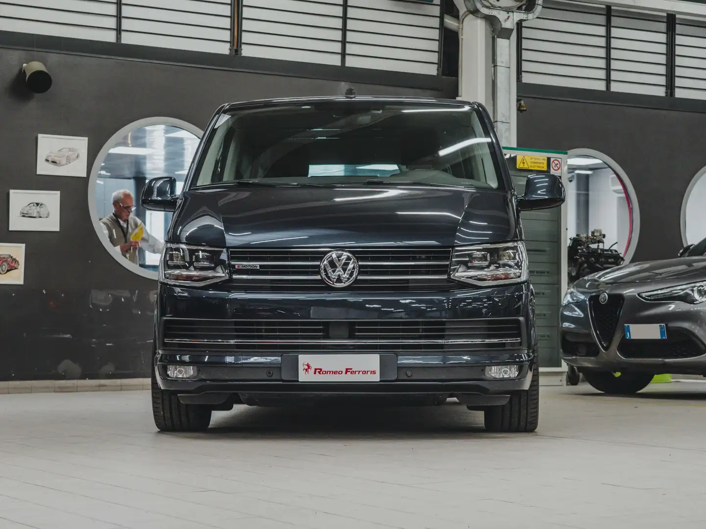 Volkswagen T6 Multivan Multivan 2.0 tdi Highline 4motion 204cv dsg Blau - 2