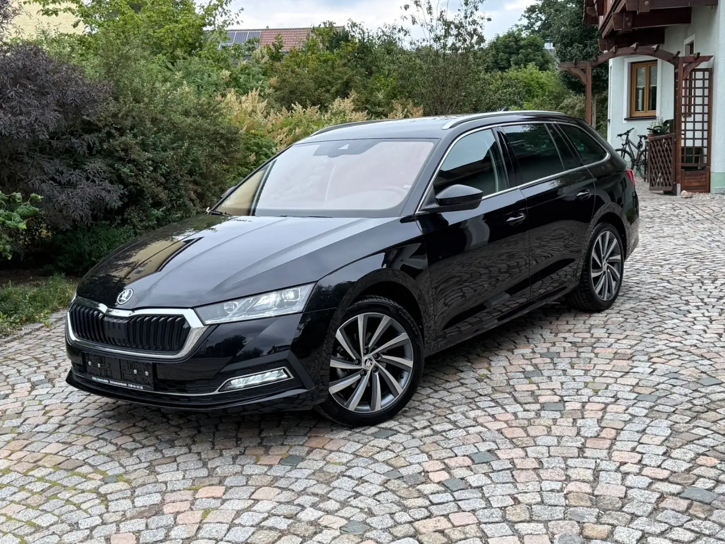 Skoda Octavia Combi 1.5 Style / Kamera / ACC / Alu 18" Schwarz - 1