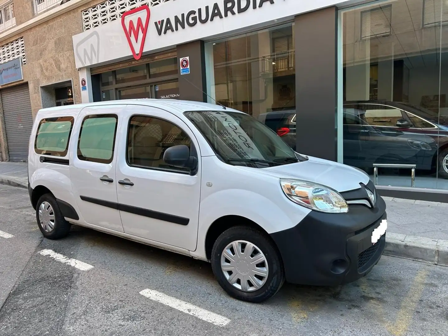 Renault Maxi 2p Blue dCi 70 kW (95CV) Білий - 2