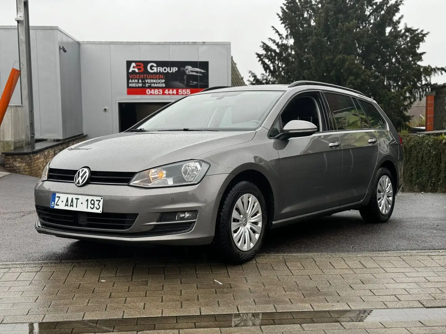 Volkswagen Golf prete a immatriculer Brun - 1