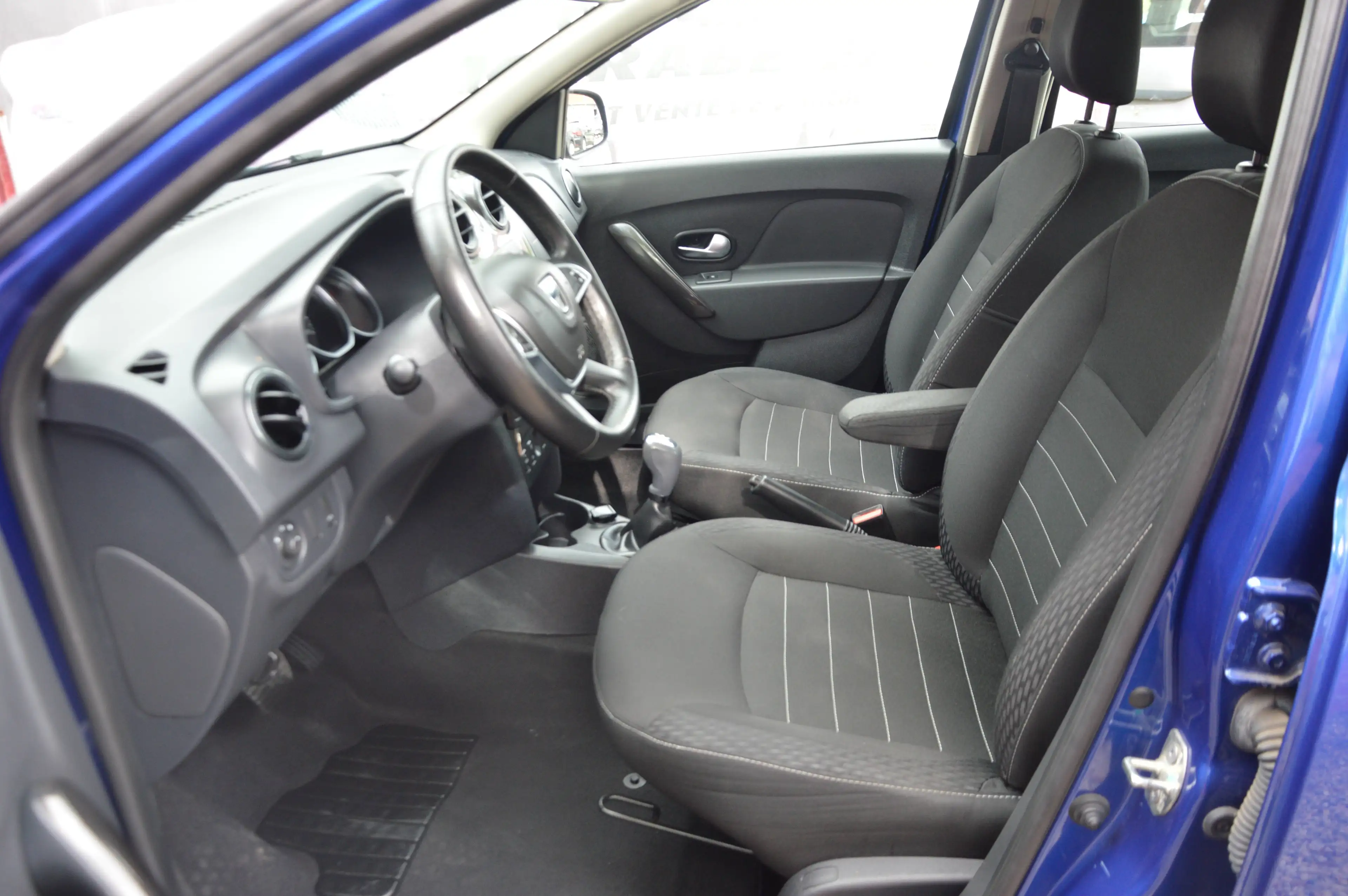 Dacia Logan 0.9TCe Lauréate BOITE AUTO CLIM CRUIS 55.791KM — photo 8