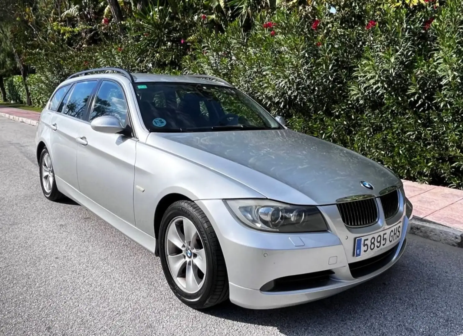 BMW BMW Serie 3 Berlina  Automático de 5 Puertas Gri - 1