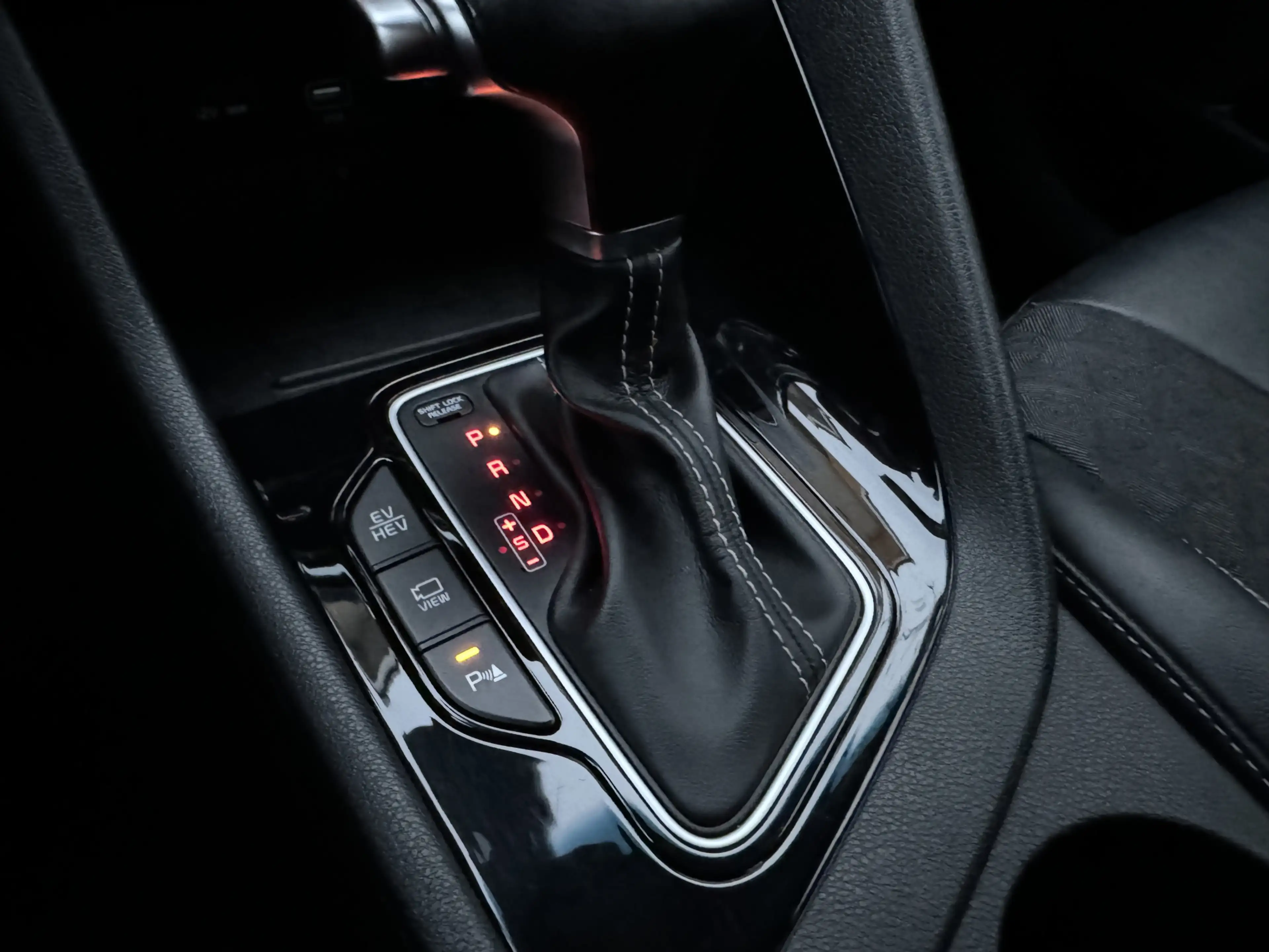 Kia Niro 1.6 GDi PHEV DynamicLine Navi ACC Leder Led Carpla — photo 18