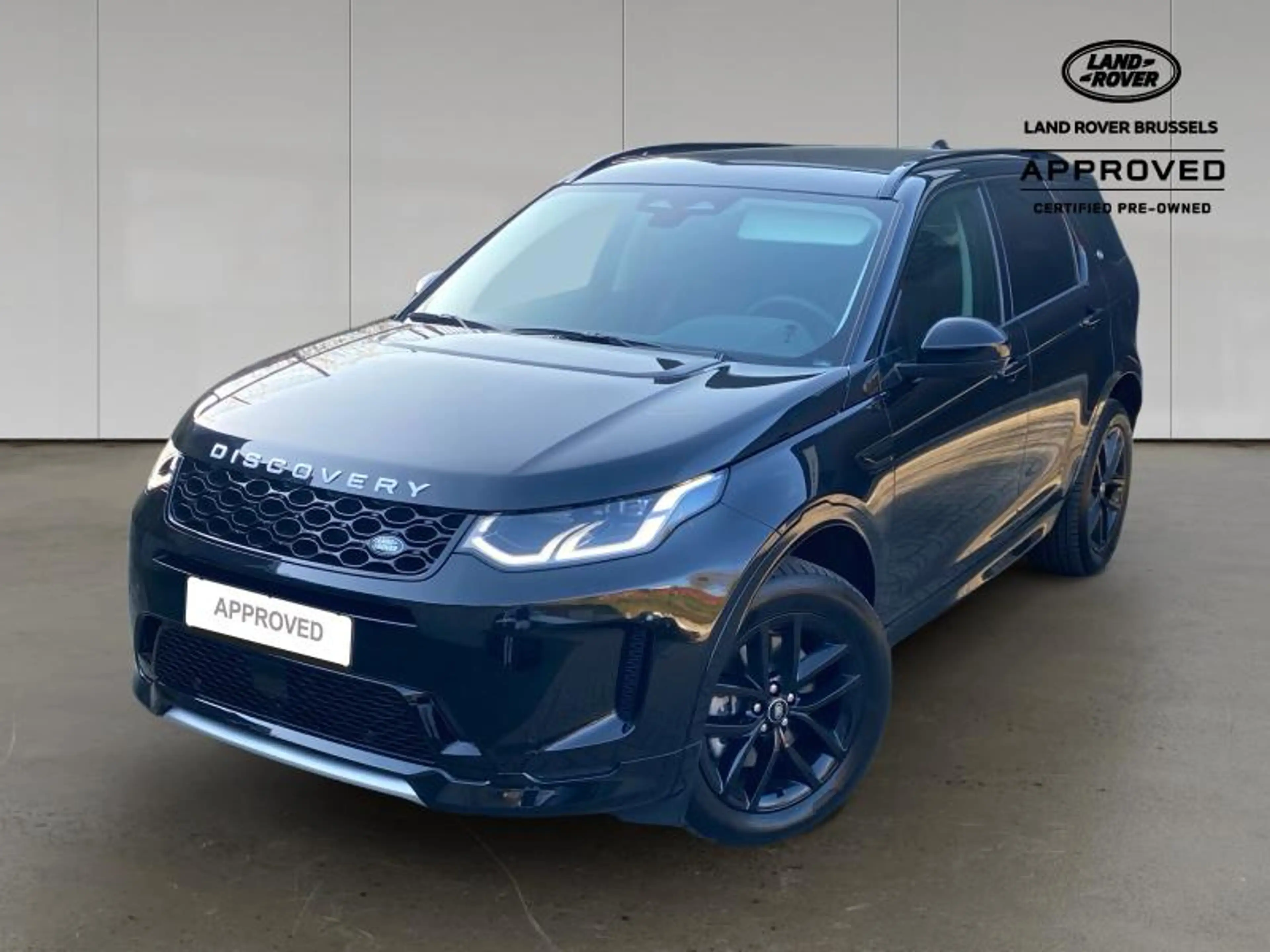 Land Rover Discovery Sport P270e S Warranty until 10/2030