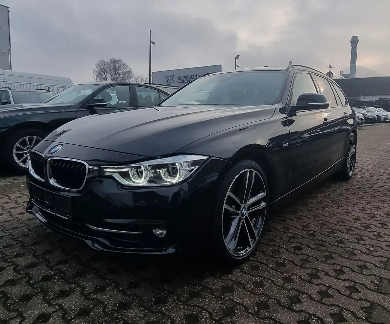 BMW 340 i Sport Line-KLIMA-NAVI-TEMP-AUTOMATIK-E6 Černá - 1