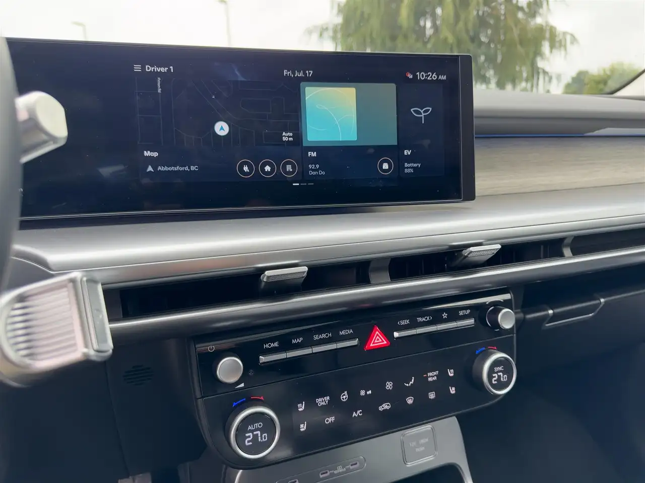 Hyundai IONIQ снимка Hyundai IONIQ