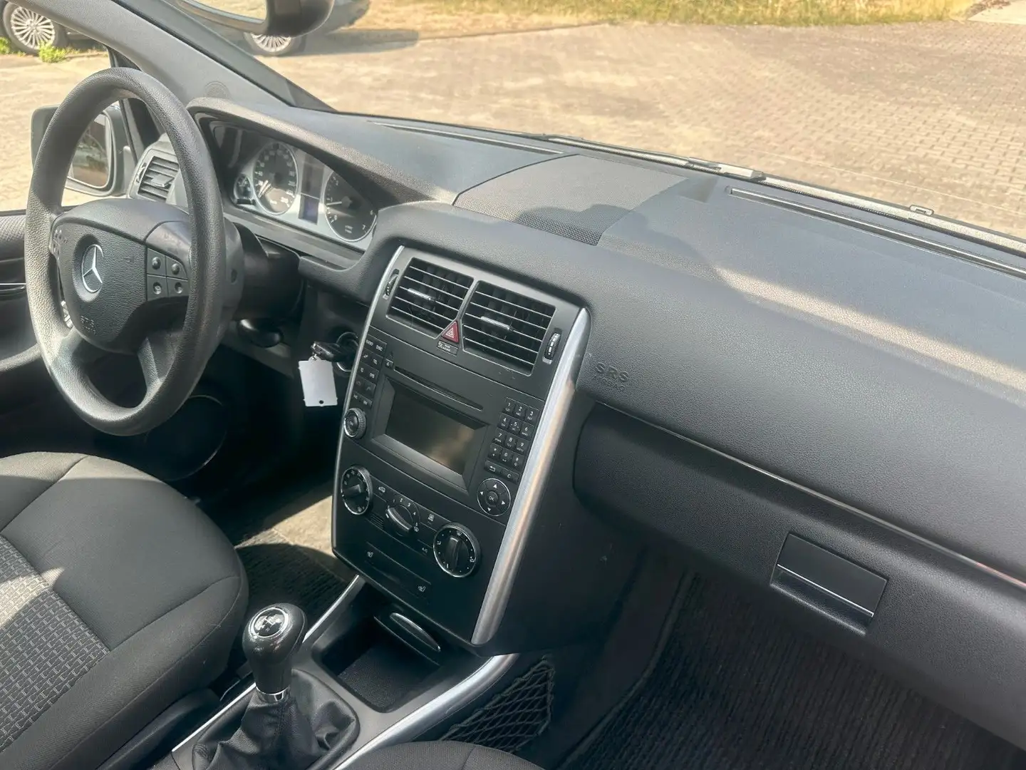 Mercedes-Benz B 150 *NAVIGATION*KLIMA*129000 KM*ALUFELG*1HAND* Albastru - 2