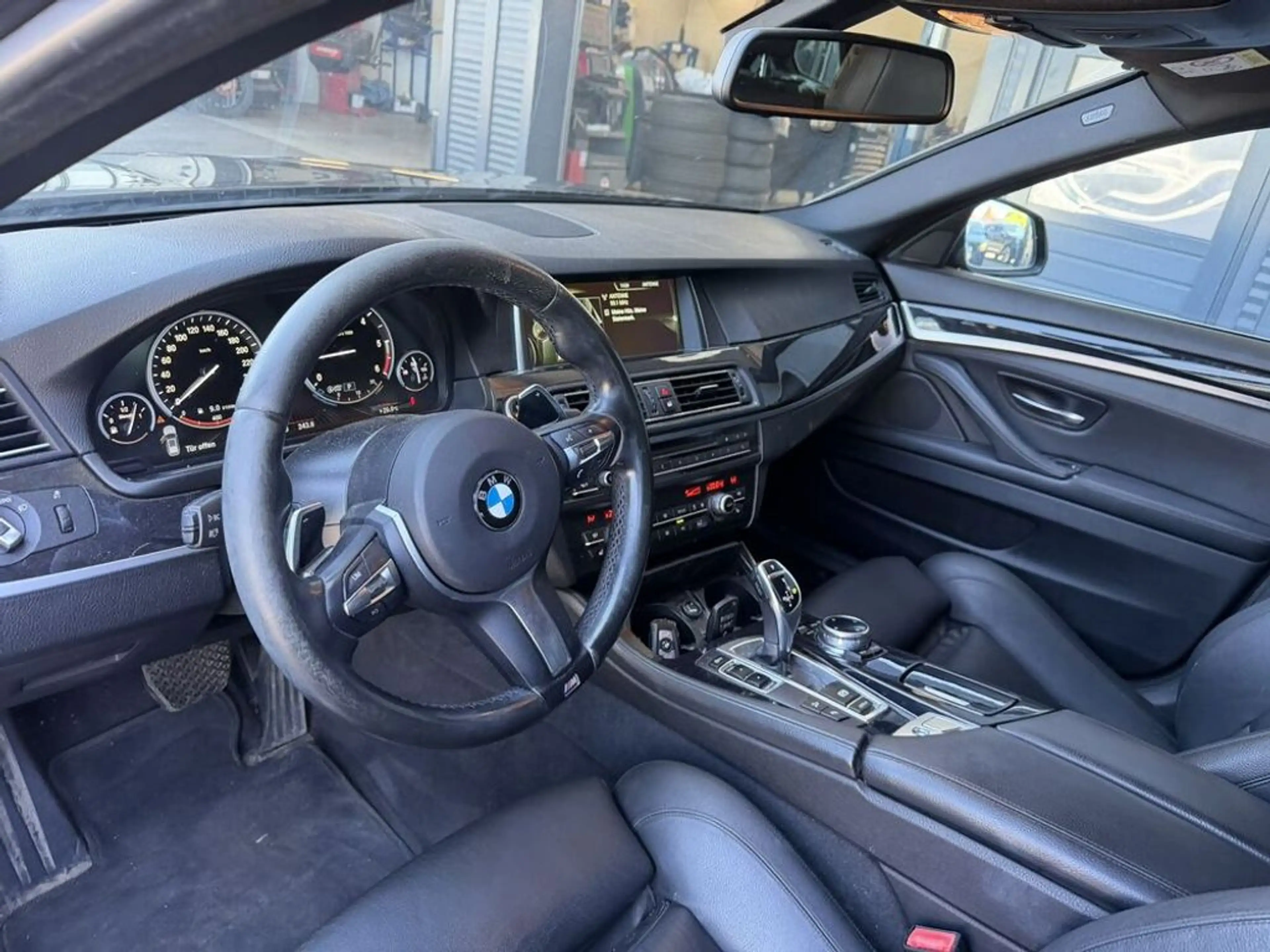 BMW 525 d xDrive M-Paket — photo 7