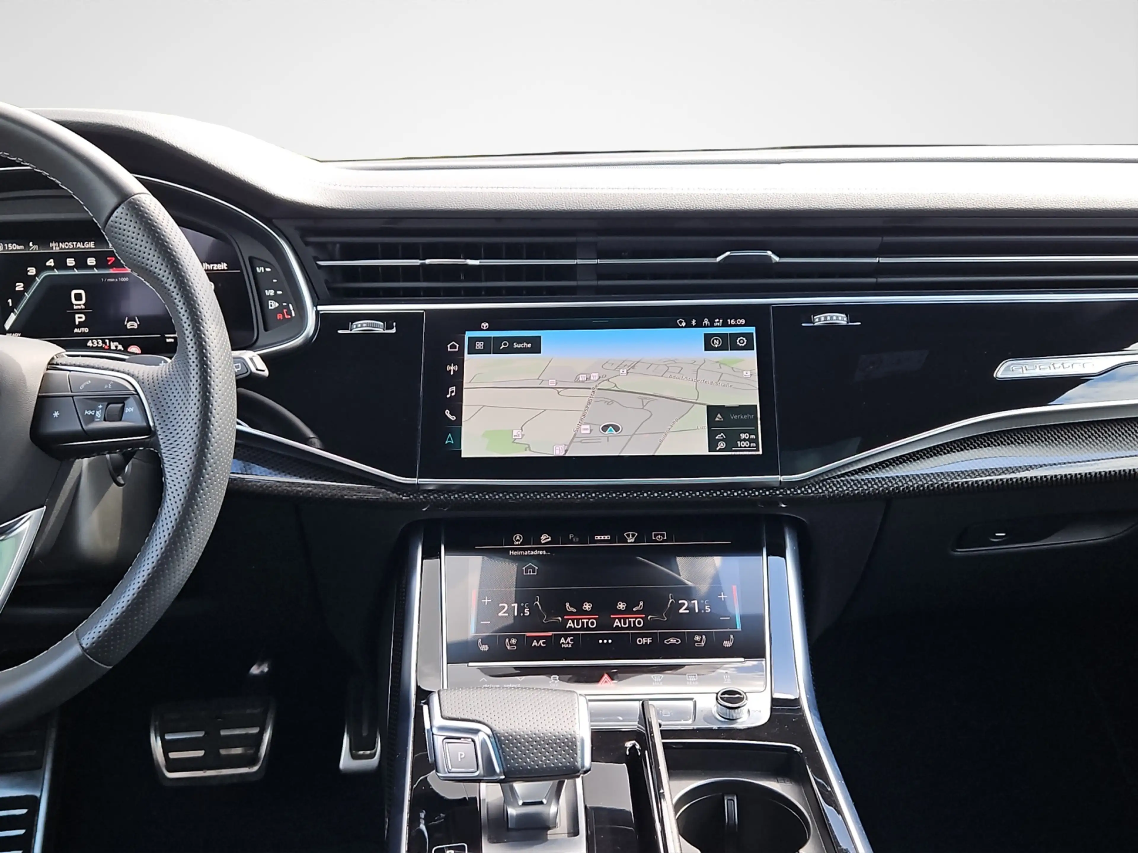 Audi SQ8 TFSI tiptronic quattro NaviPlus Matrix AHK Pano... — photo 10