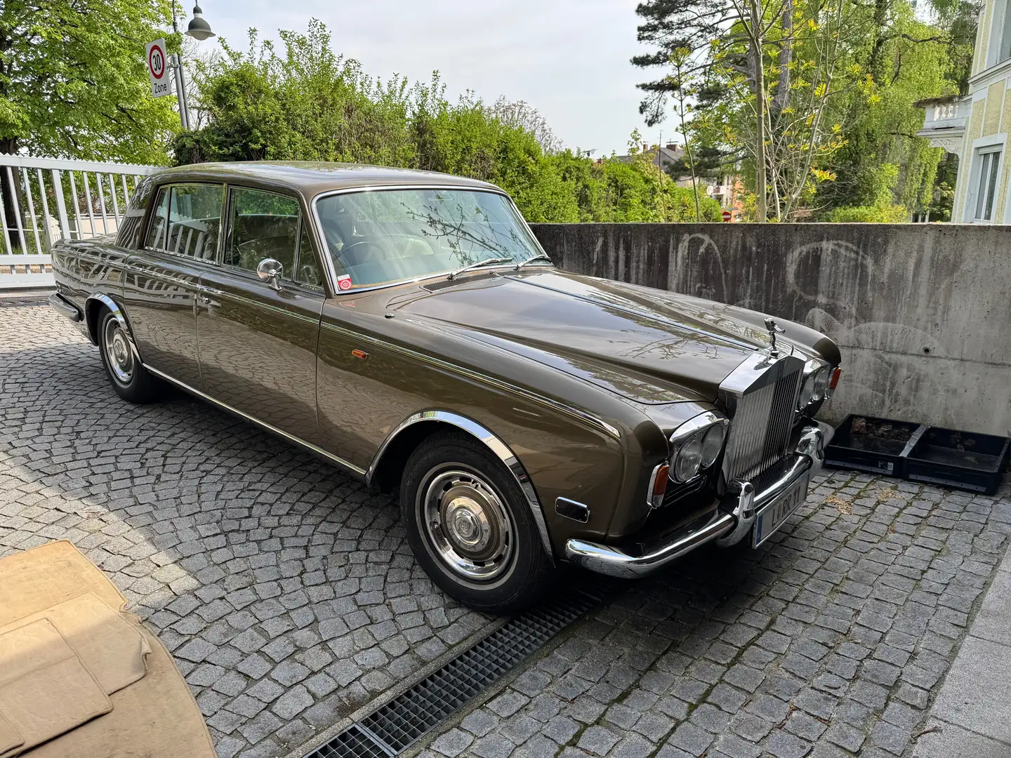 Rolls-Royce Silver Shadow 1973 Vert - 2