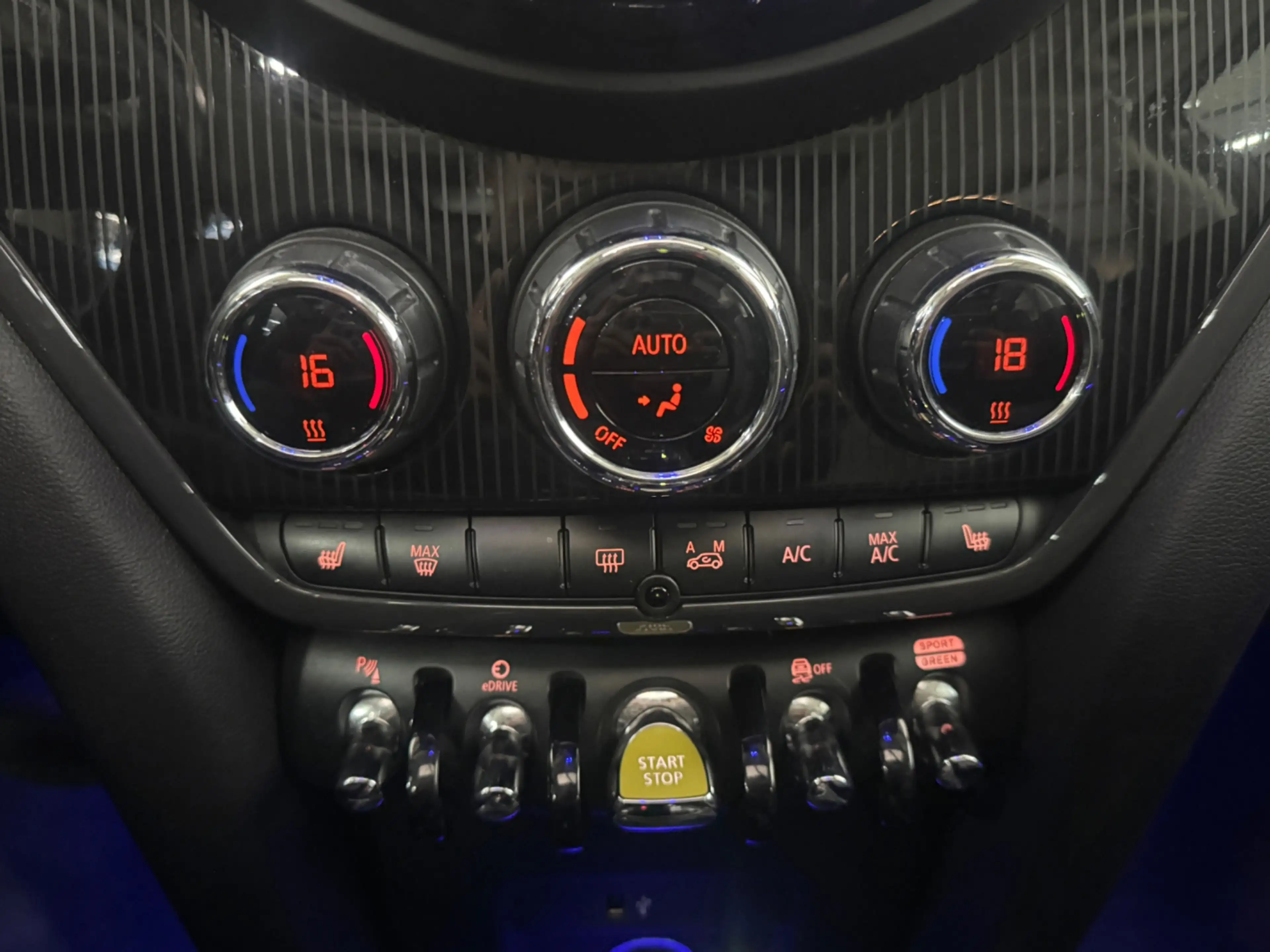 MINI Cooper SE Countryman 1.5 ALL4|PANO|AUTOMAAT|INRUIL MOGELIJK| — photo 15