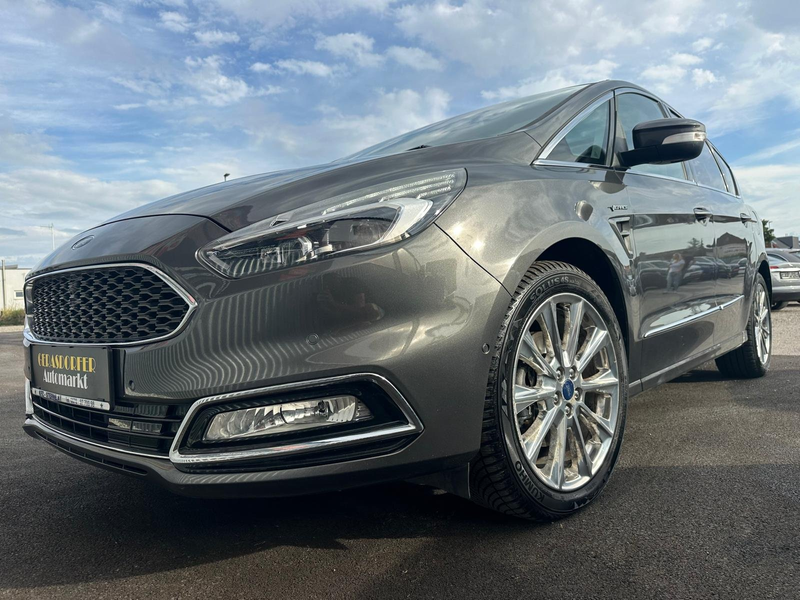 Ford S-Max S-MAX Vignale 2.0 TDCi Aut. AWD **7-Sitze*Voll** — photo 2