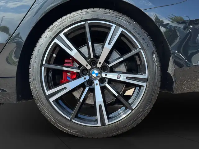 BMW M view 14