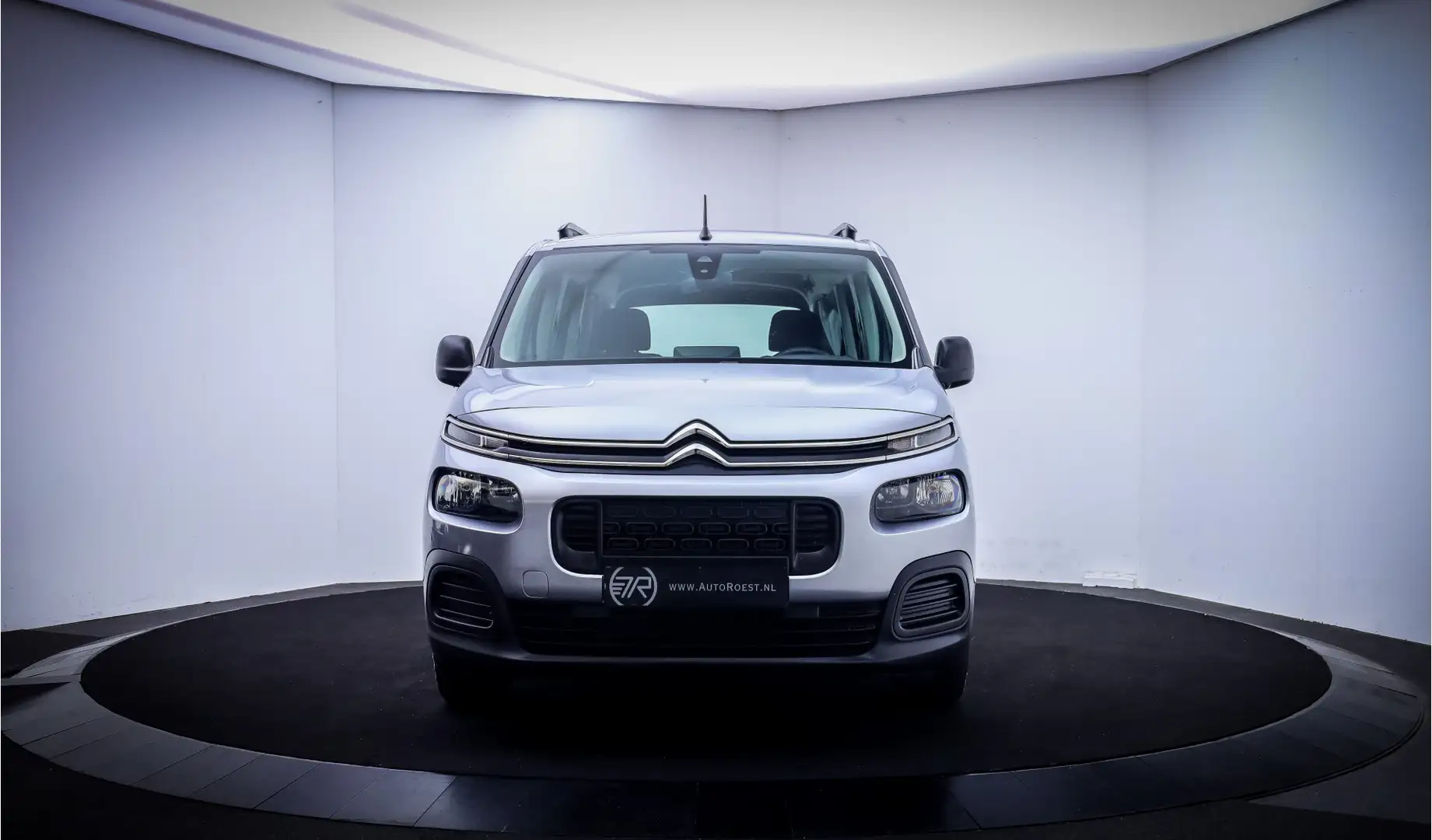 Citroen Berlingo 1.2T 5 Pers LIVE NAVI | CARPLAY | AIRCO | TREKHAAK Grijs - 2