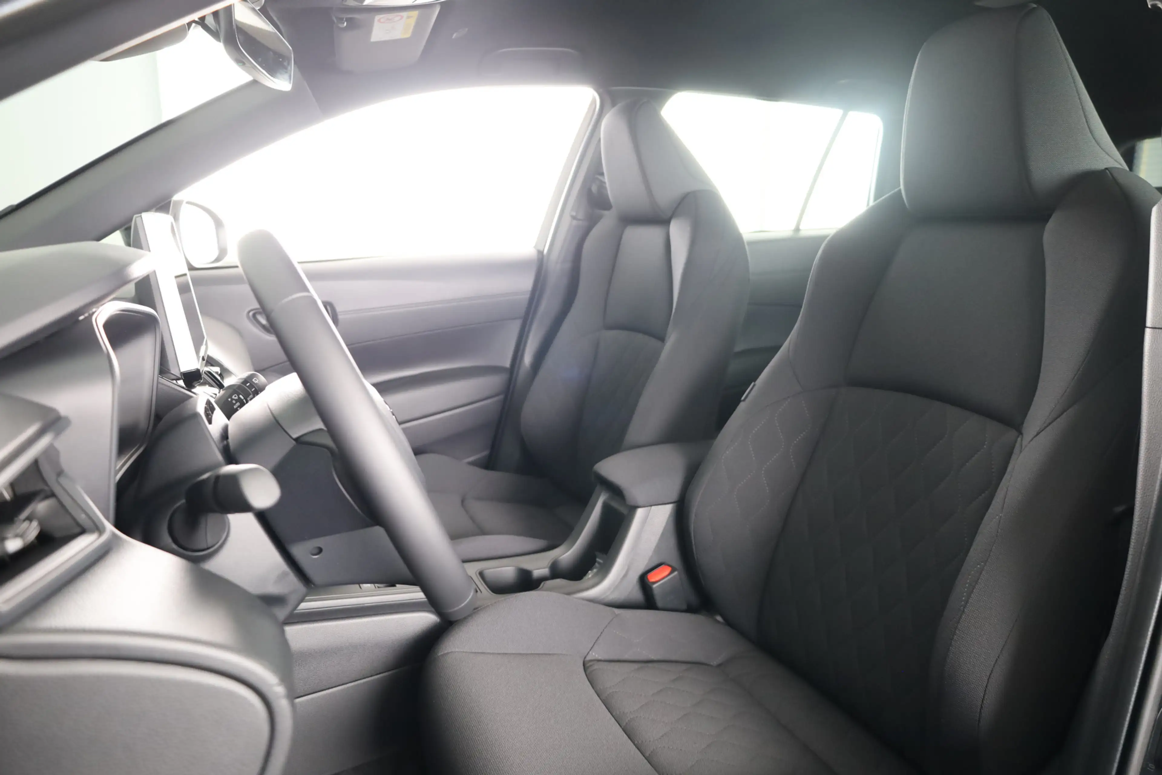 Toyota Corolla Cross Hybrid 140 Active | Voorstoelen Verwarmd | Cruise — photo 5