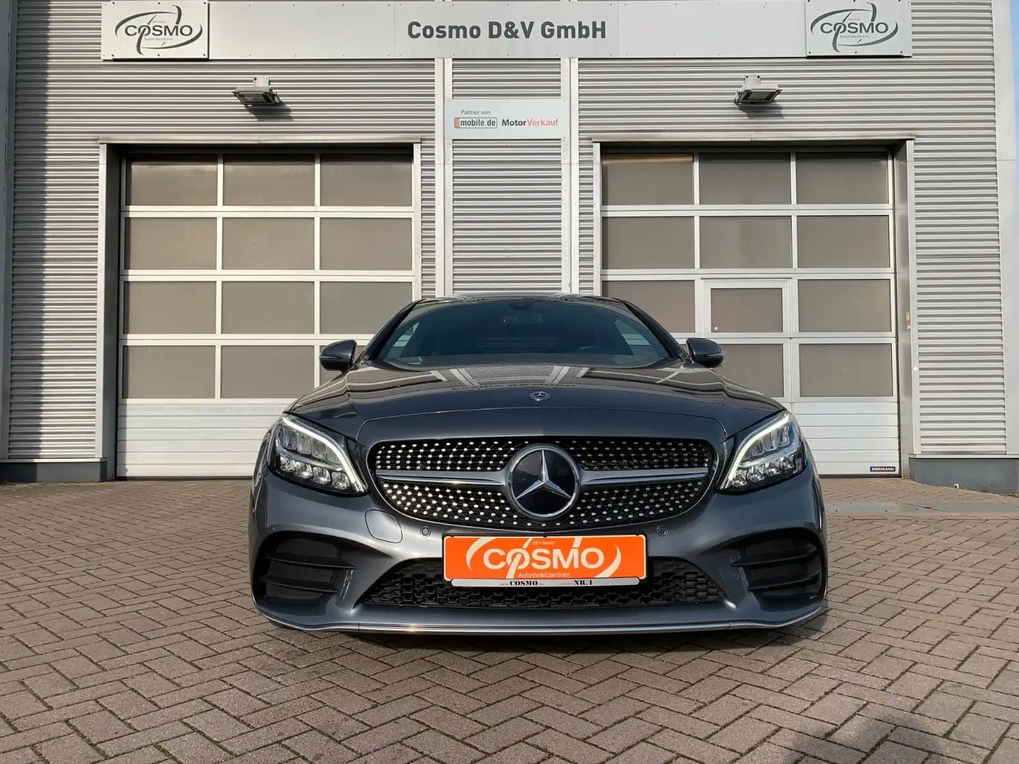 Mercedes-Benz C 300 C300 AMG-Line Coupe LED+Kamera+Klimaaut Grau - 2