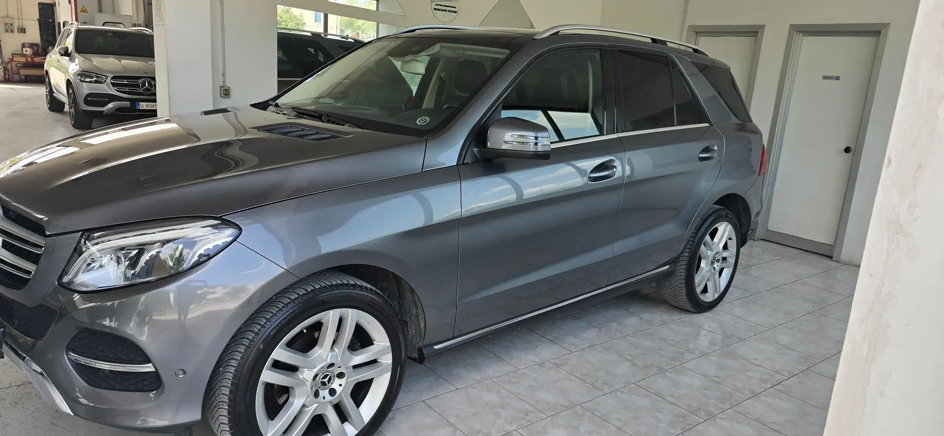 Mercedes-Benz GLE 250 GLE 250 d Exclusive Plus 4matic auto Grigio - 2