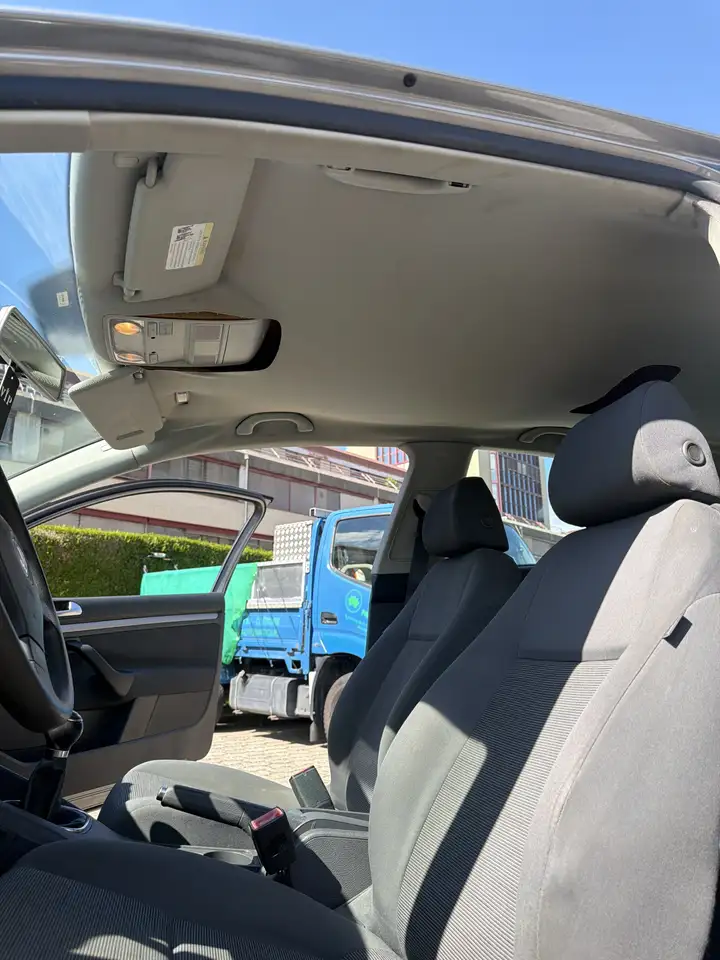 Volkswagen Golf Standard Model — photo 6