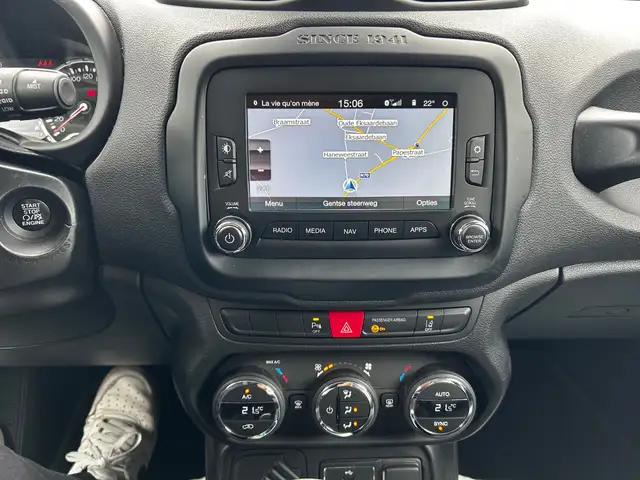 Jeep Renegade view 14