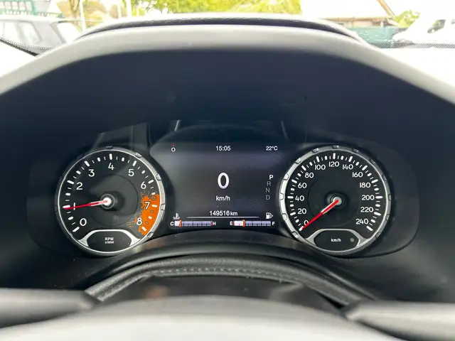 Jeep Renegade view 15