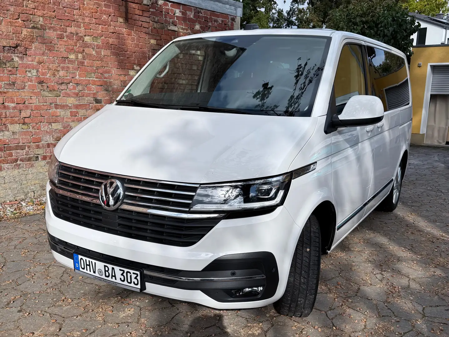 Volkswagen T6 Multivan Multivan Generation Six Weiß - 2
