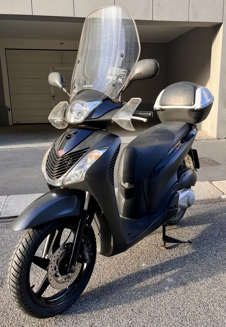 Honda SH 150i Sporty - 1
