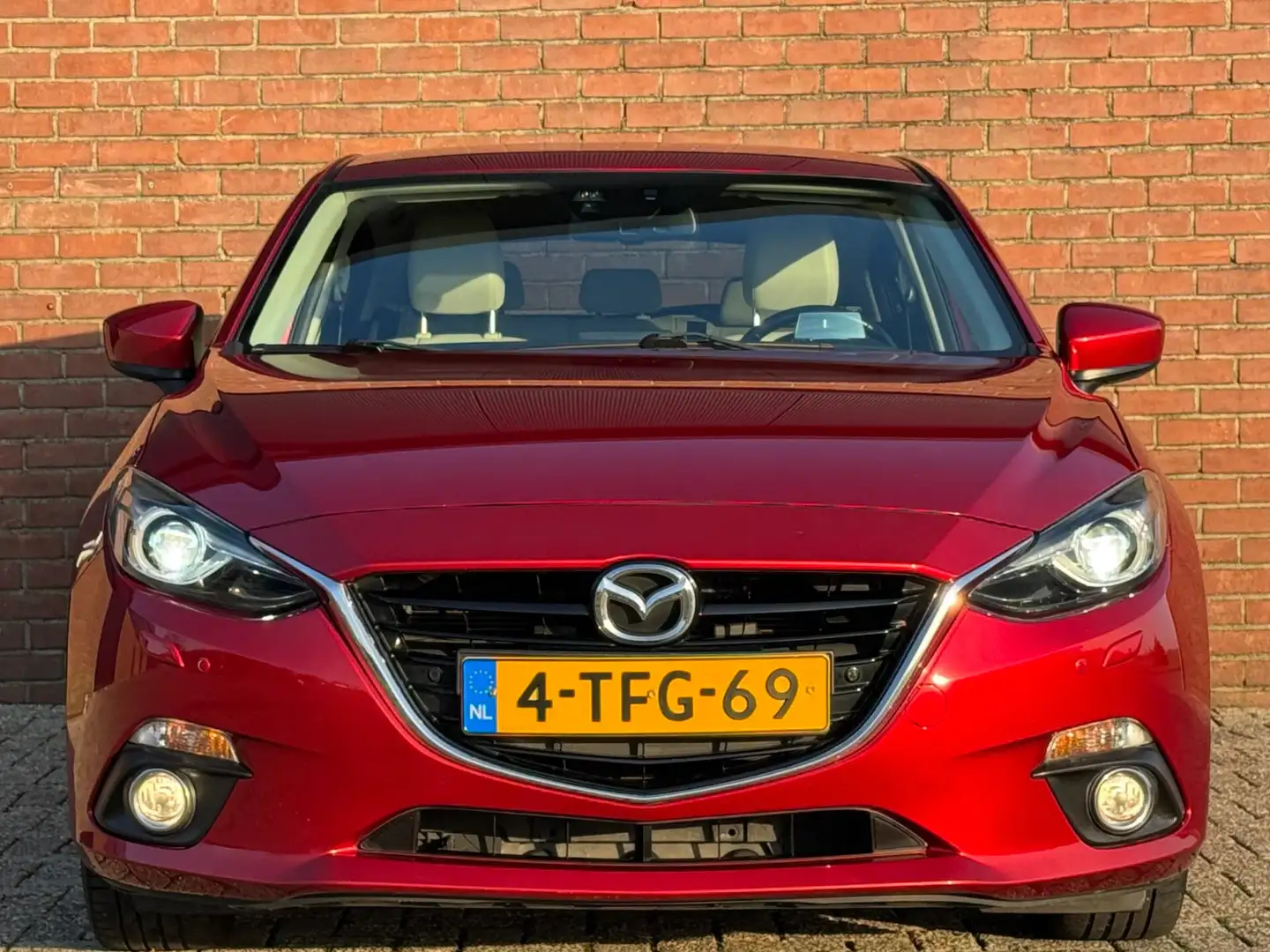 Mazda 3 2.0 GT-M | NL-AUTO! | 1E EIGENAAR! | DEALER OH! Rot - 2